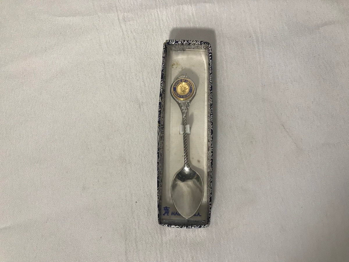 Vintage Statue of Liberty Miniature Silver Spoon | Home & Living
