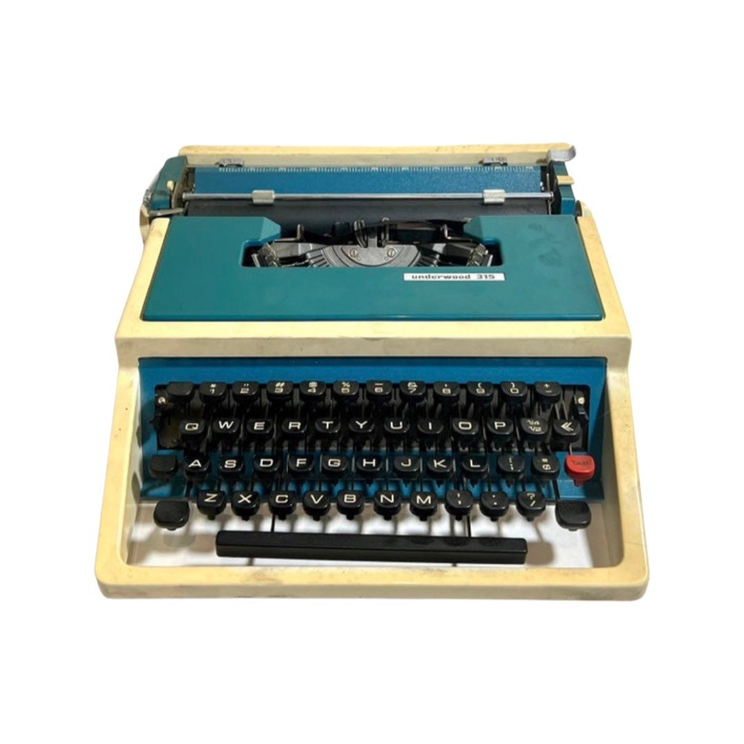 1970s Underwood 315 Portable Typewriter