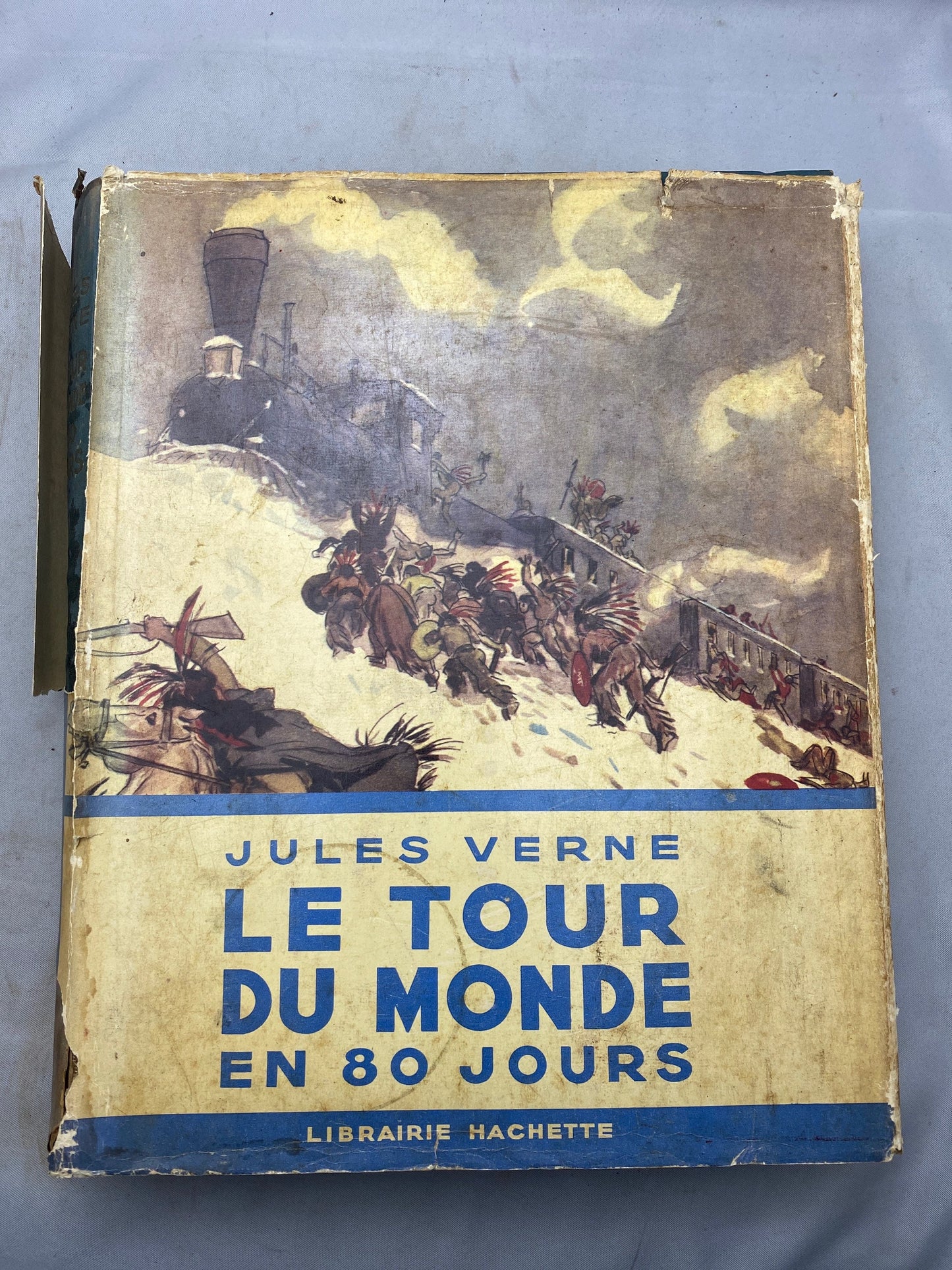 Jules Verne. Le Tour Du Monde En 80 Jours. Around The World In Days By Jules Verne. Libraire Hachette