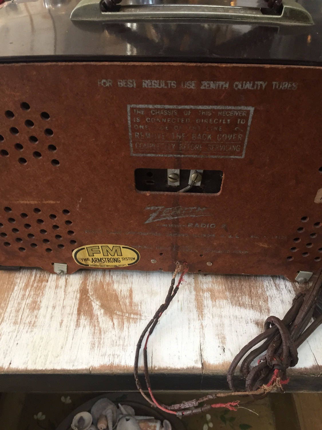 Zenith AM/FM radio model H72422