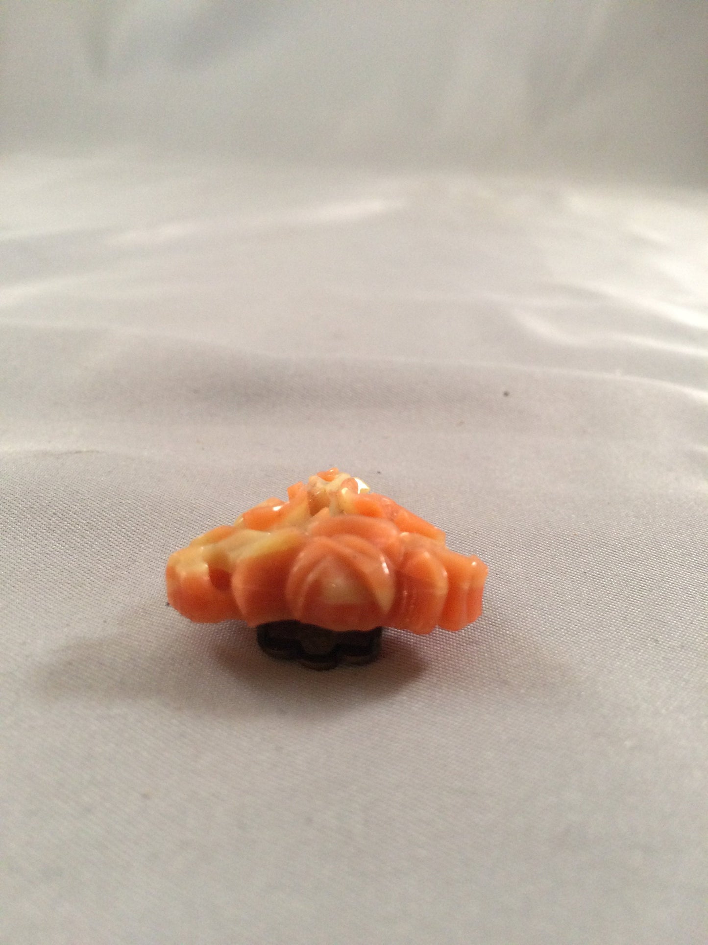 Vintage Bakelite Floral Clip