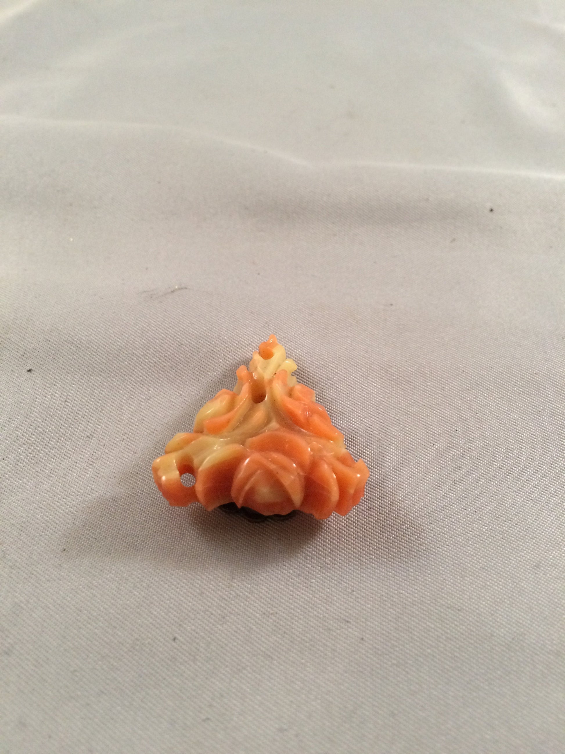 Vintage Bakelite Floral Clip