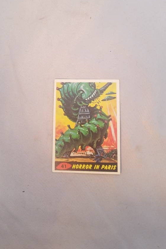 Vintage 1962 Topps #41 Bubbles Mars Attacks - "Horror in Paris" Trading Card | Memorabilia