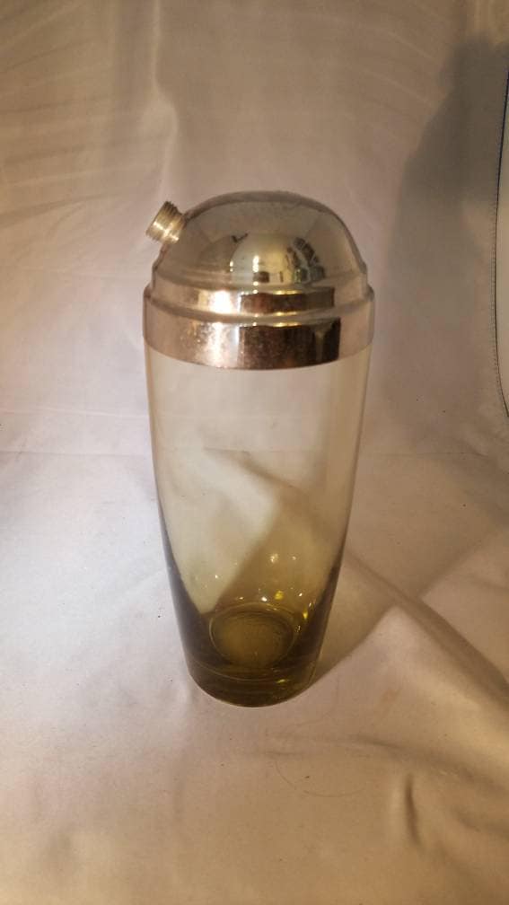 Vintage Cocktail Shaker | Drinkware