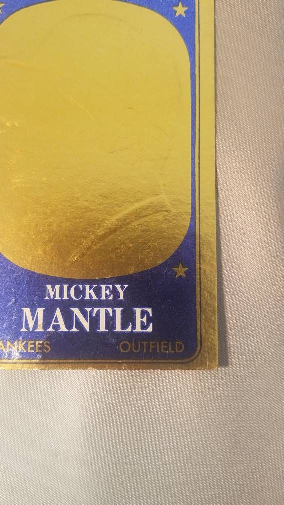 1965 Topps Embossed Mickey Mantle Card #11