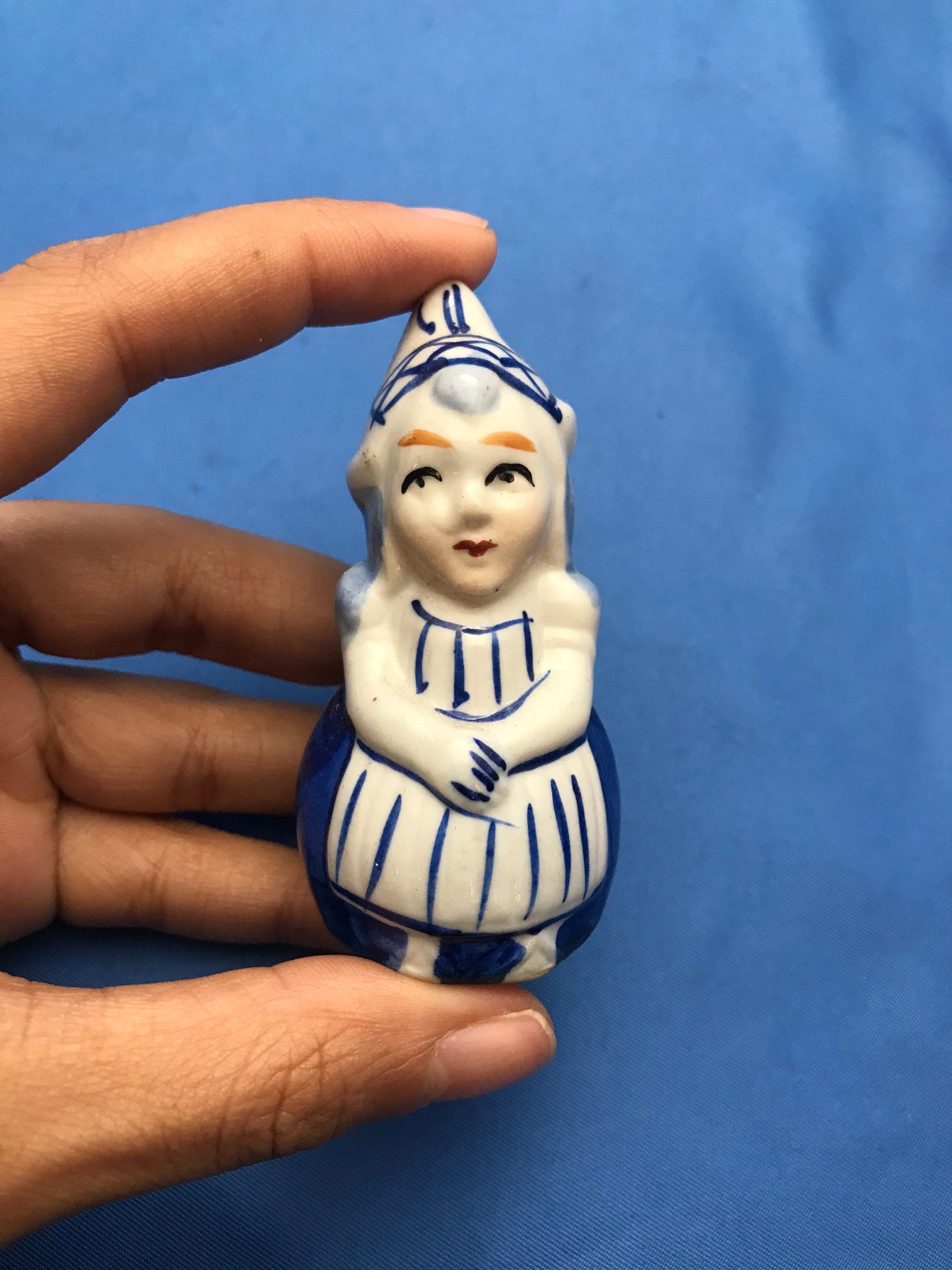 Vintage Porcelain Grandma and Grandpa Salt and Pepper Shakers