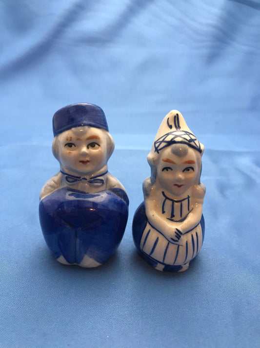 Vintage Porcelain Grandma and Grandpa Salt and Pepper Shakers