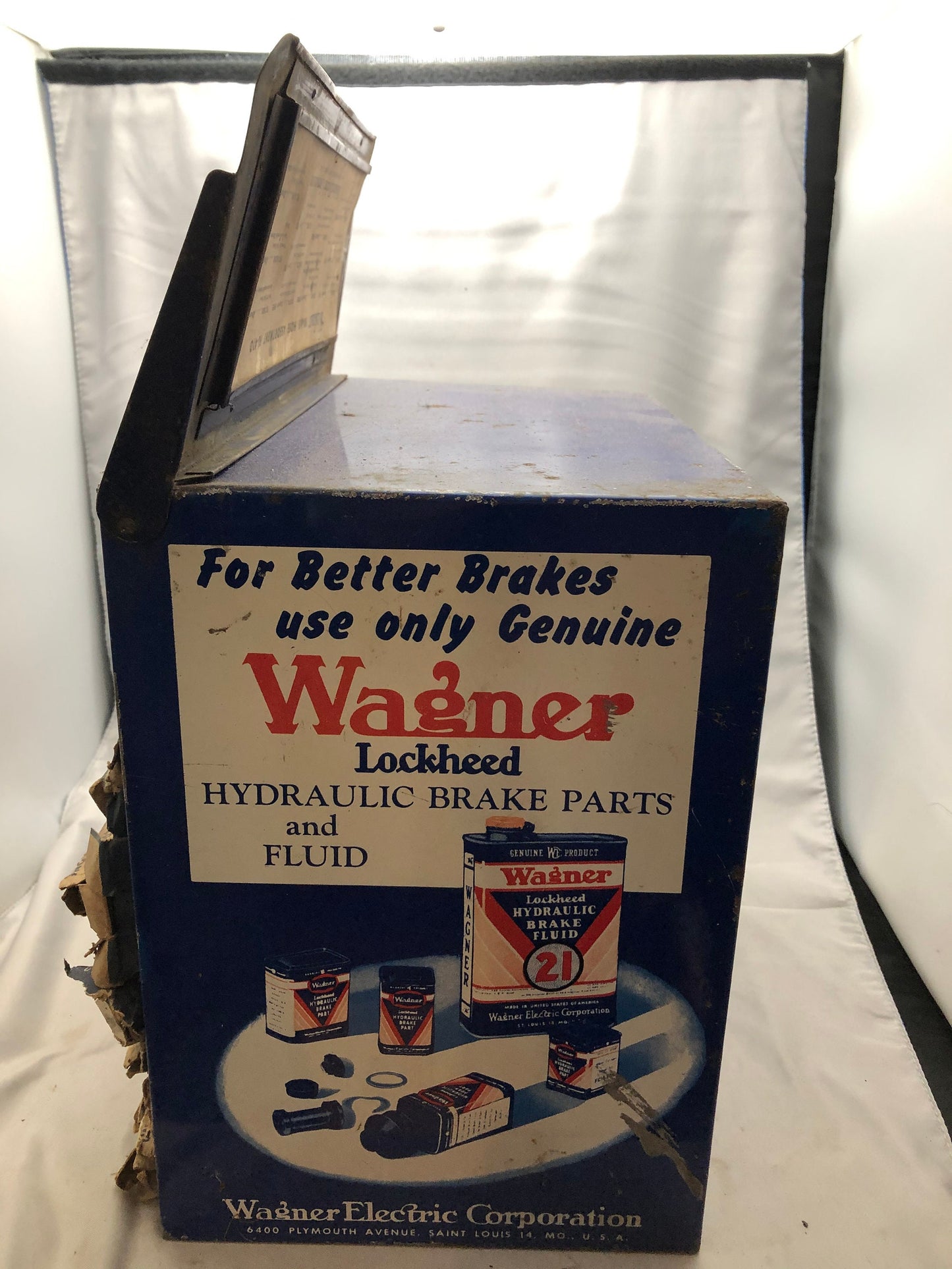 Vintage Wagner Lockheed Hydraulic Brake Hose Assortment auto shop counter advertising display with new old stock brake hoses!