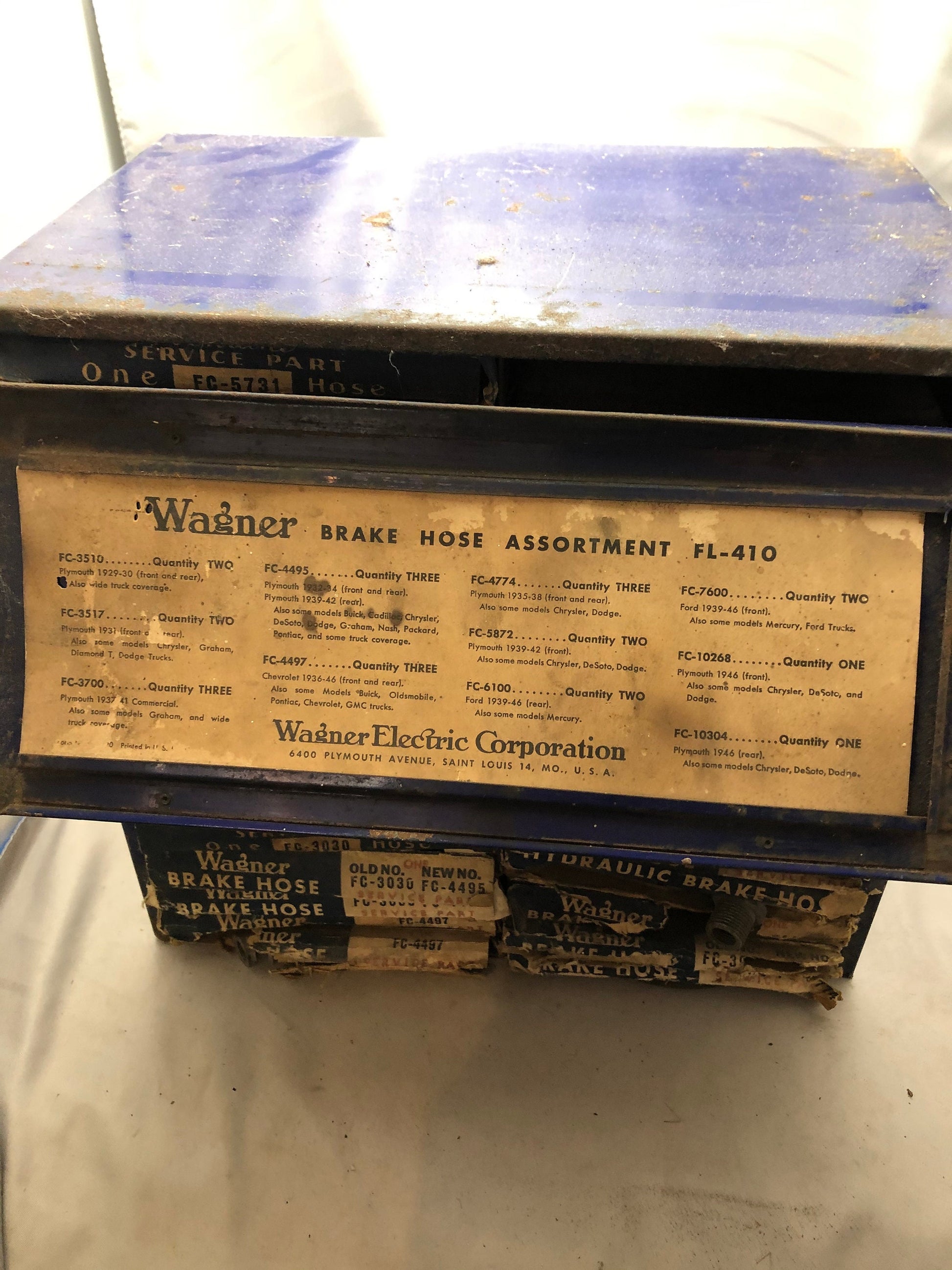 Vintage Wagner Lockheed Hydraulic Brake Hose Assortment auto shop counter advertising display with new old stock brake hoses!