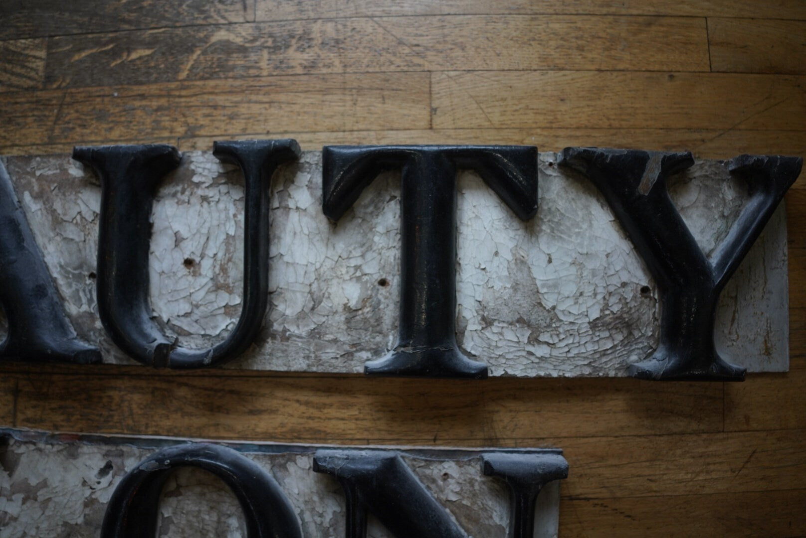 Amazing Vintage Beauty Salon Sign wooden