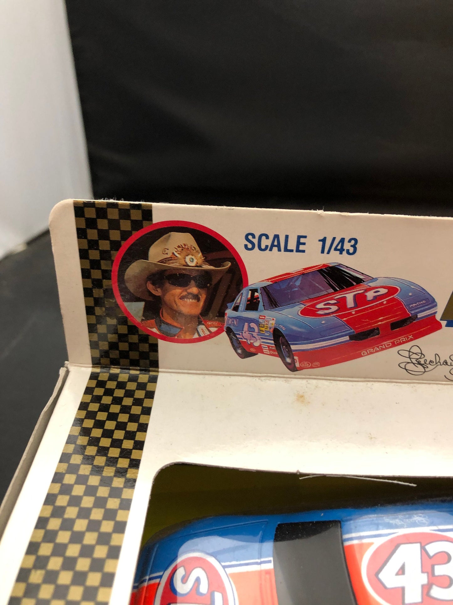 Vintage Richard Petty Die Cast Metal and Plastic Official Stock car collection - scale 1/43