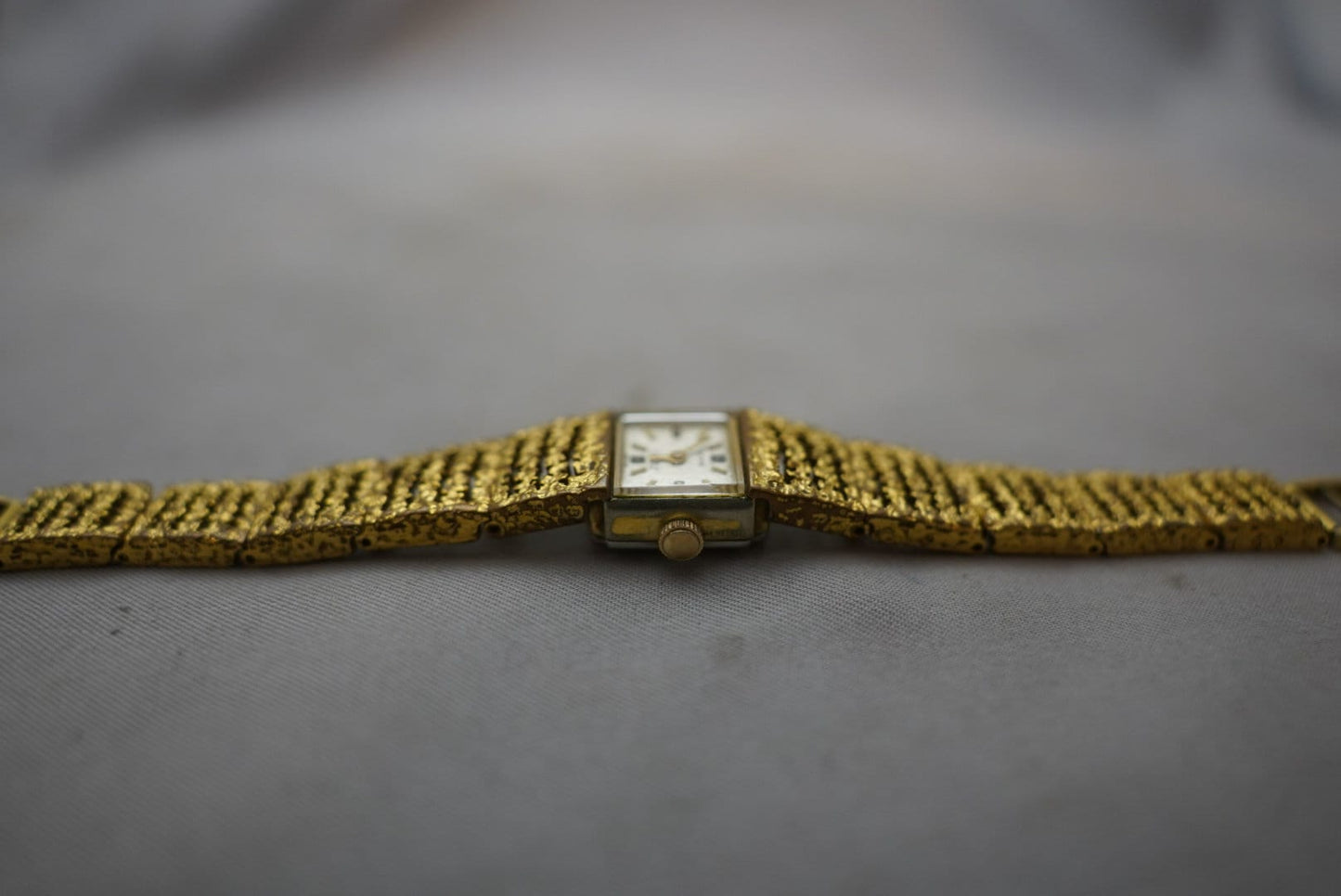 Vintage desta 17 jewels women's watch