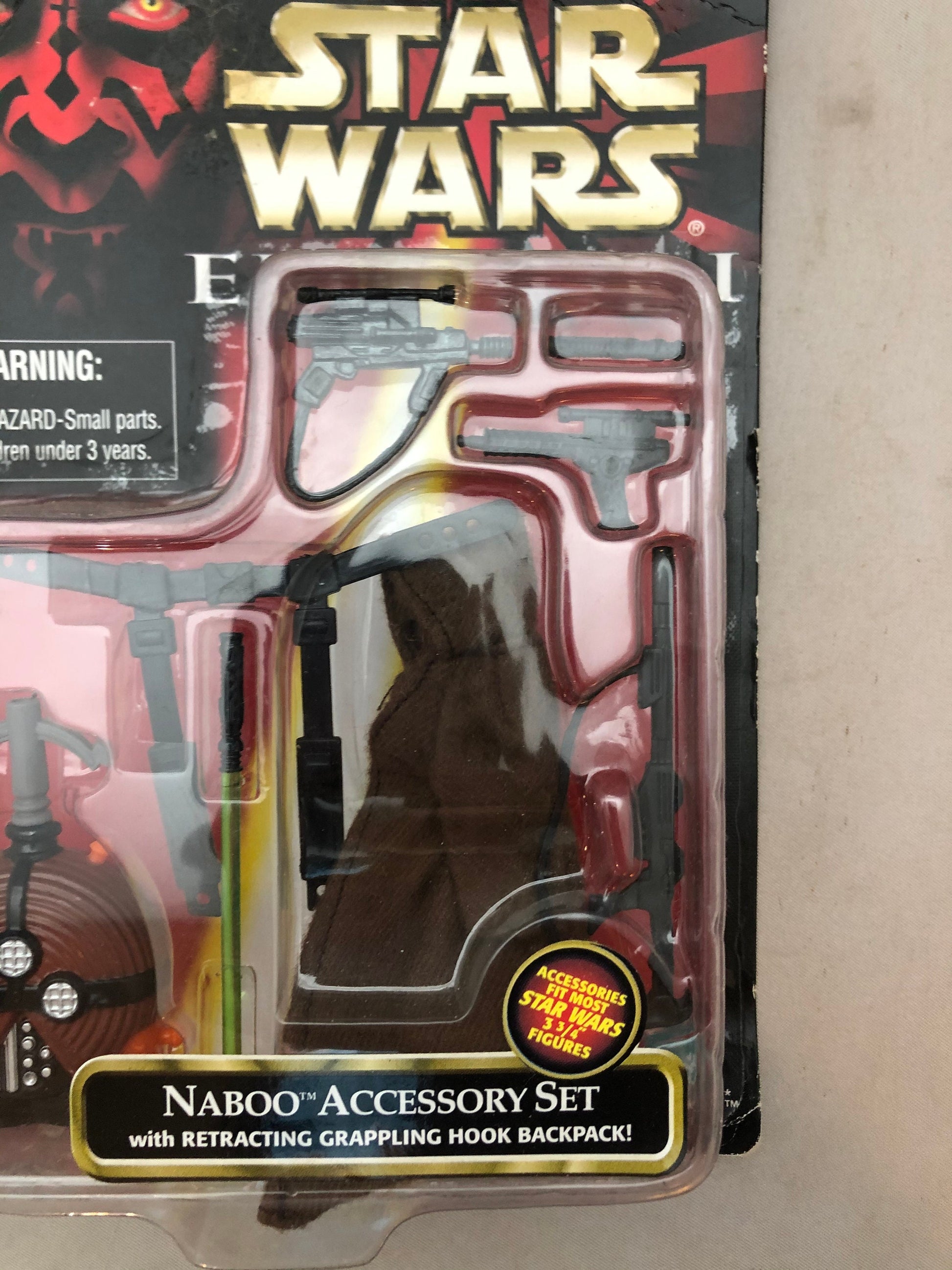 Vintage Star wars Episode I : Naboo Accessory set with retracting grappling hook backpack.