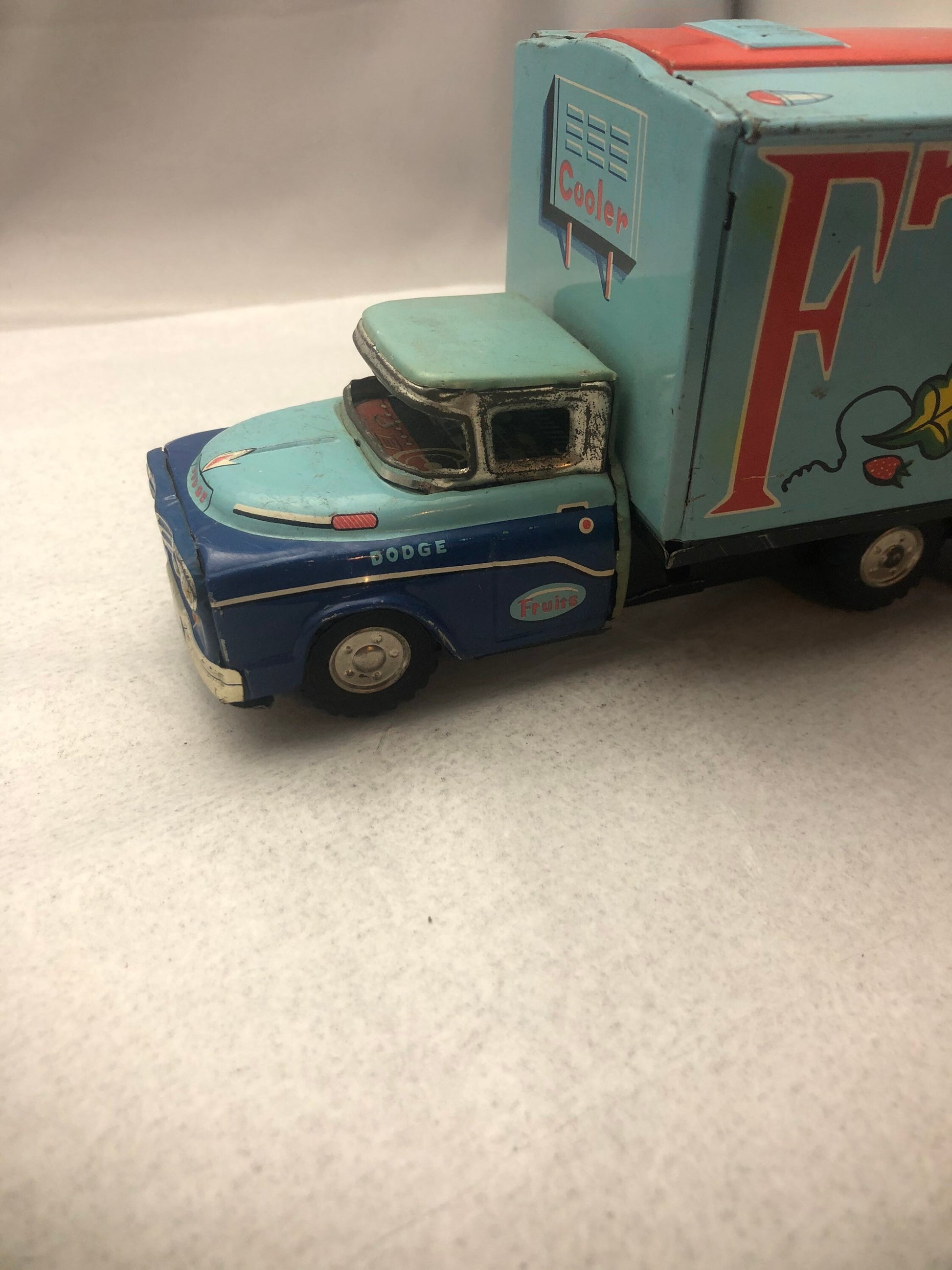 Vintage 1950'S Tin Litho Friction Powered Fruit Truck