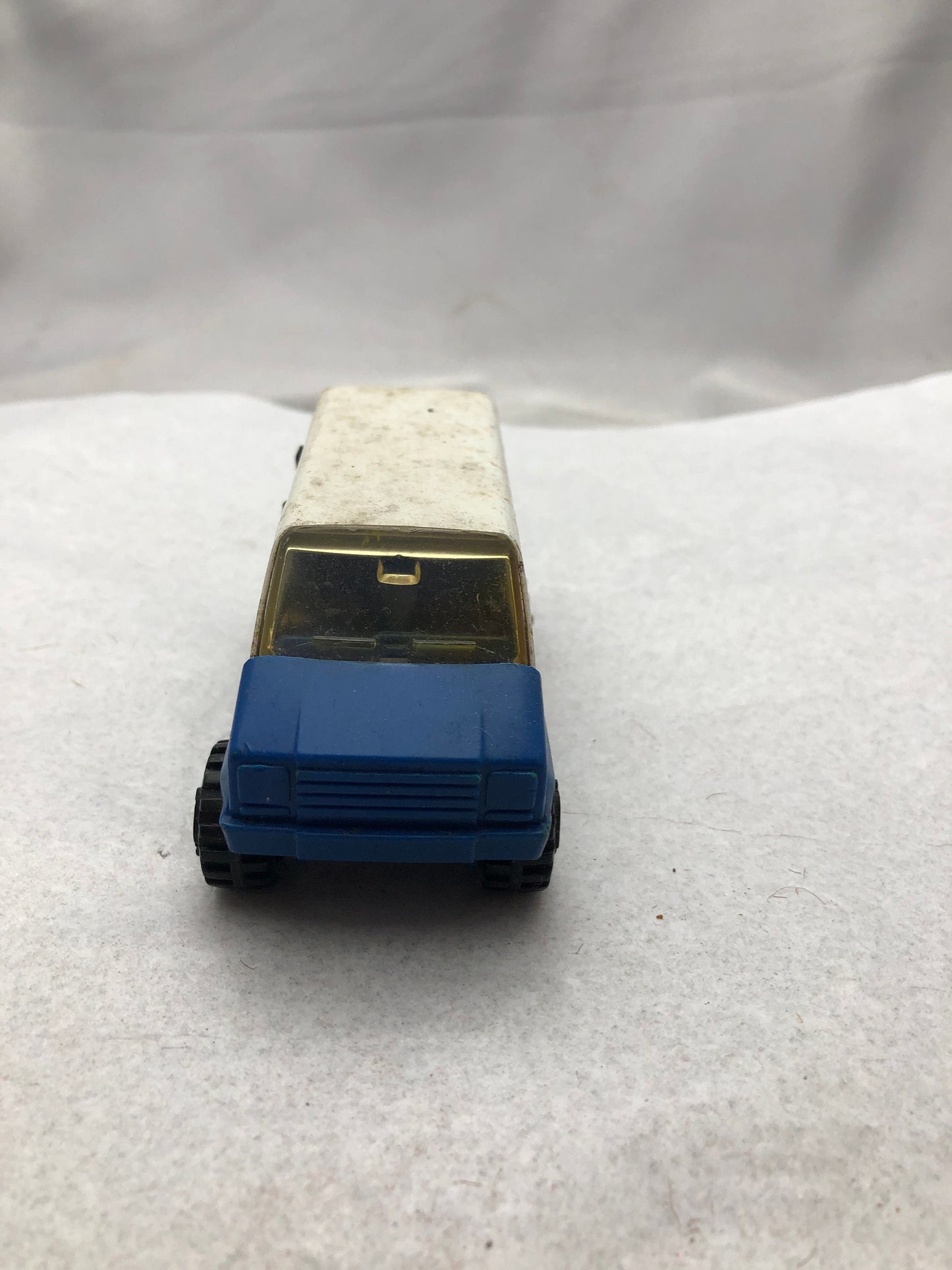 Vintage Tonka white and blue 1978 van