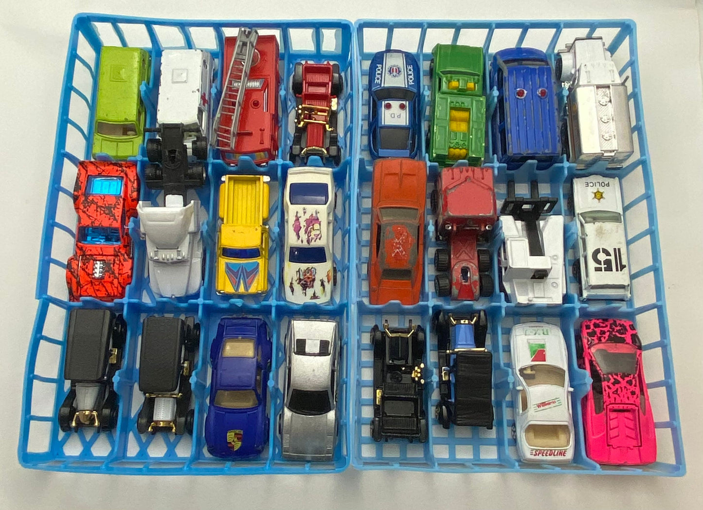 Vintage 1980s Tara Toys 48 Car Case- 48 cars included