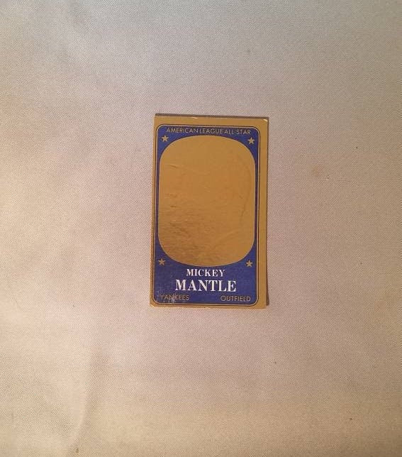 1965 Topps Embossed Mickey Mantle Card #11