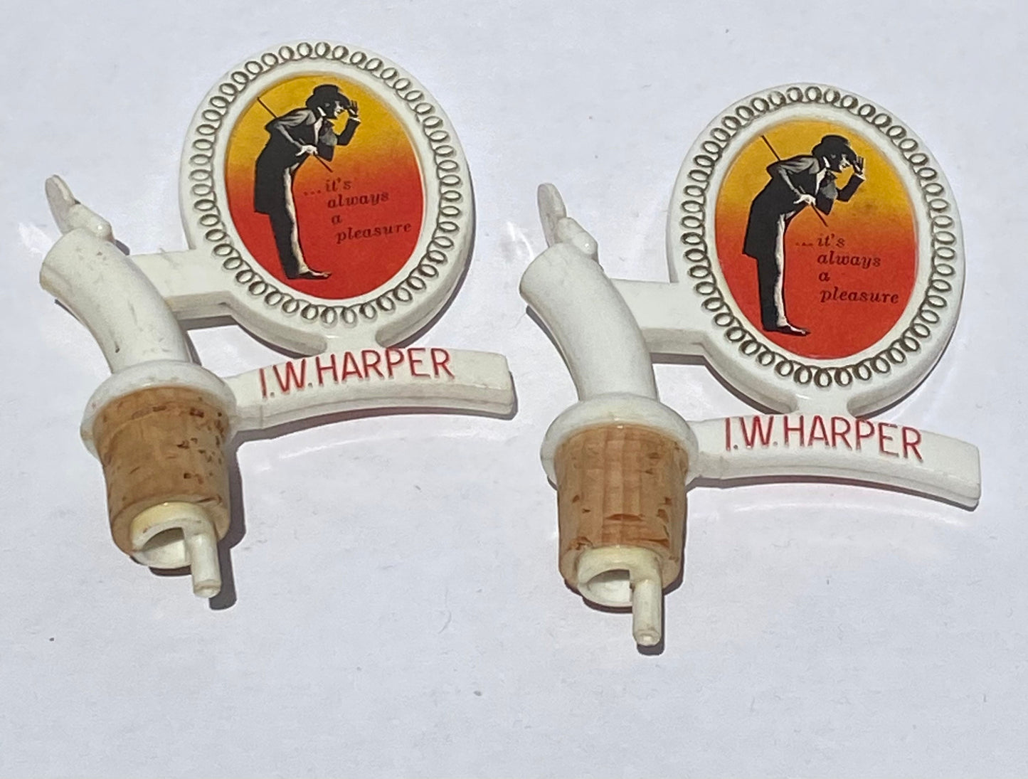 Vintage I.W. Harper Speed Pourer SET