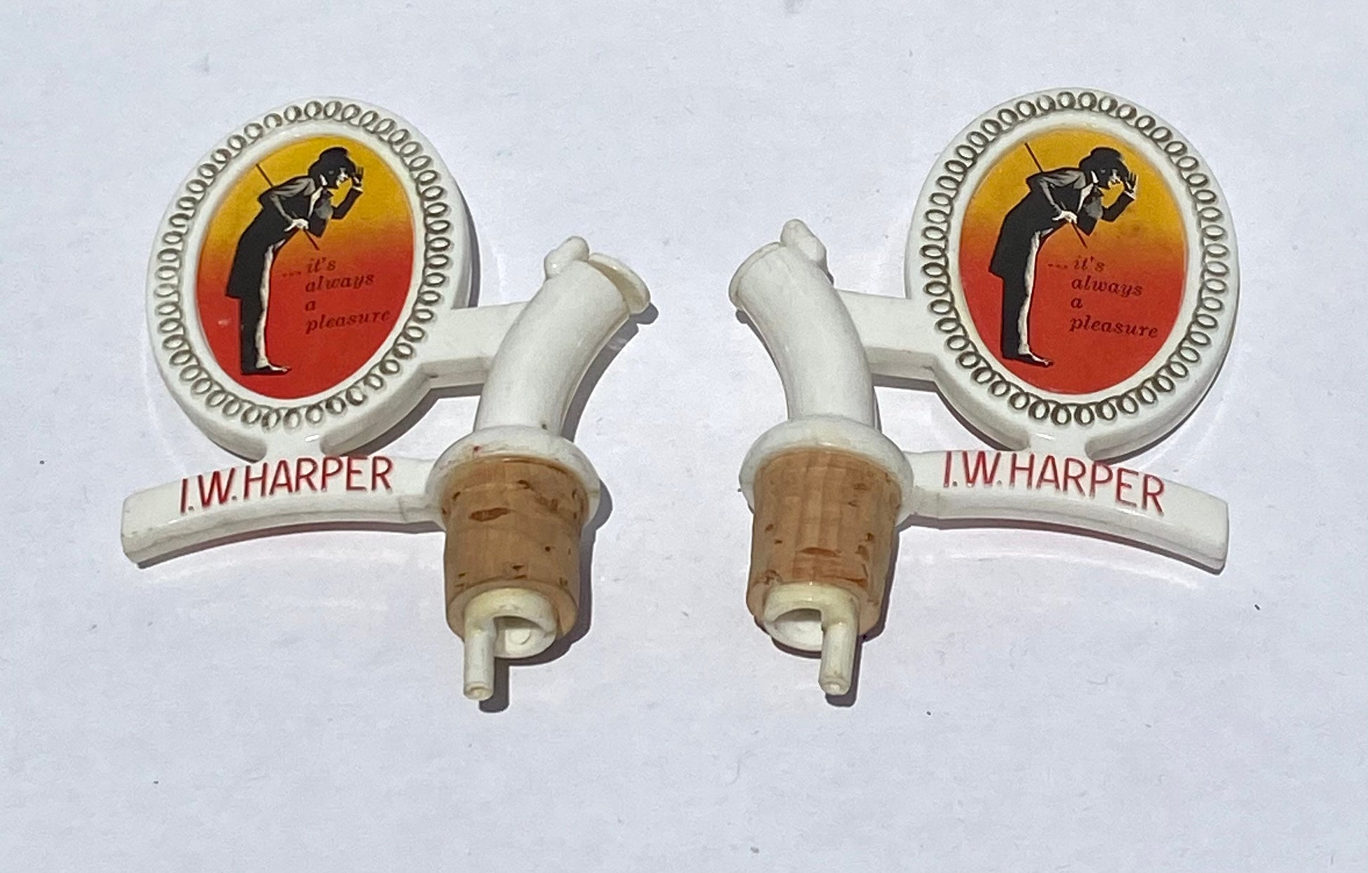 Vintage I.W. Harper Speed Pourer SET