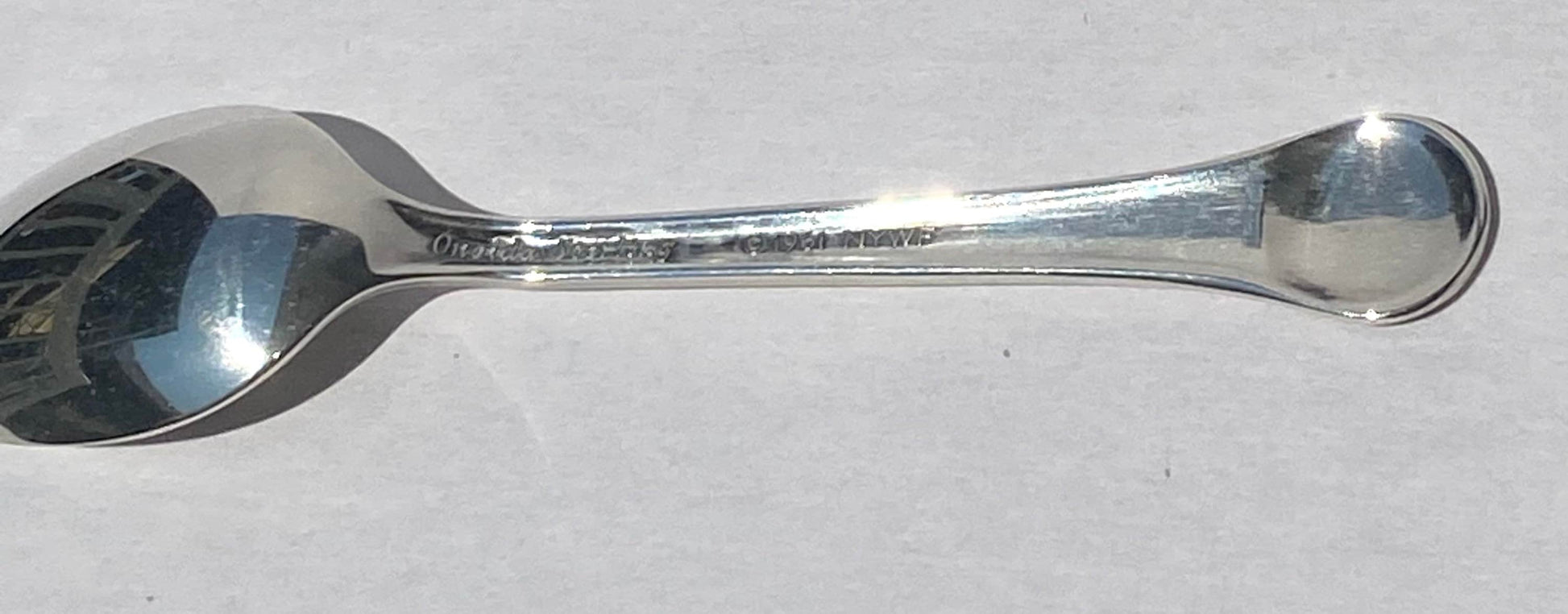 1964-5 New York World's Fair Oneida Silversmiths Sterling Spoon