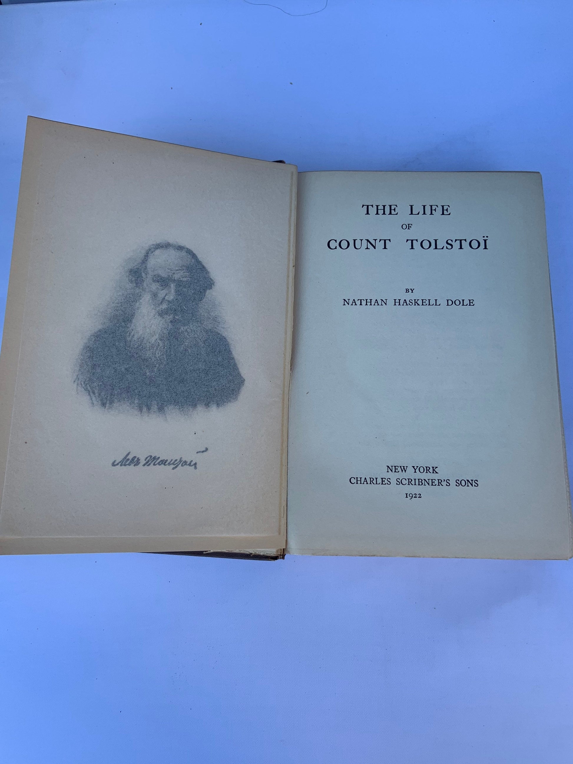 The Life of Count Tolstoï Antique