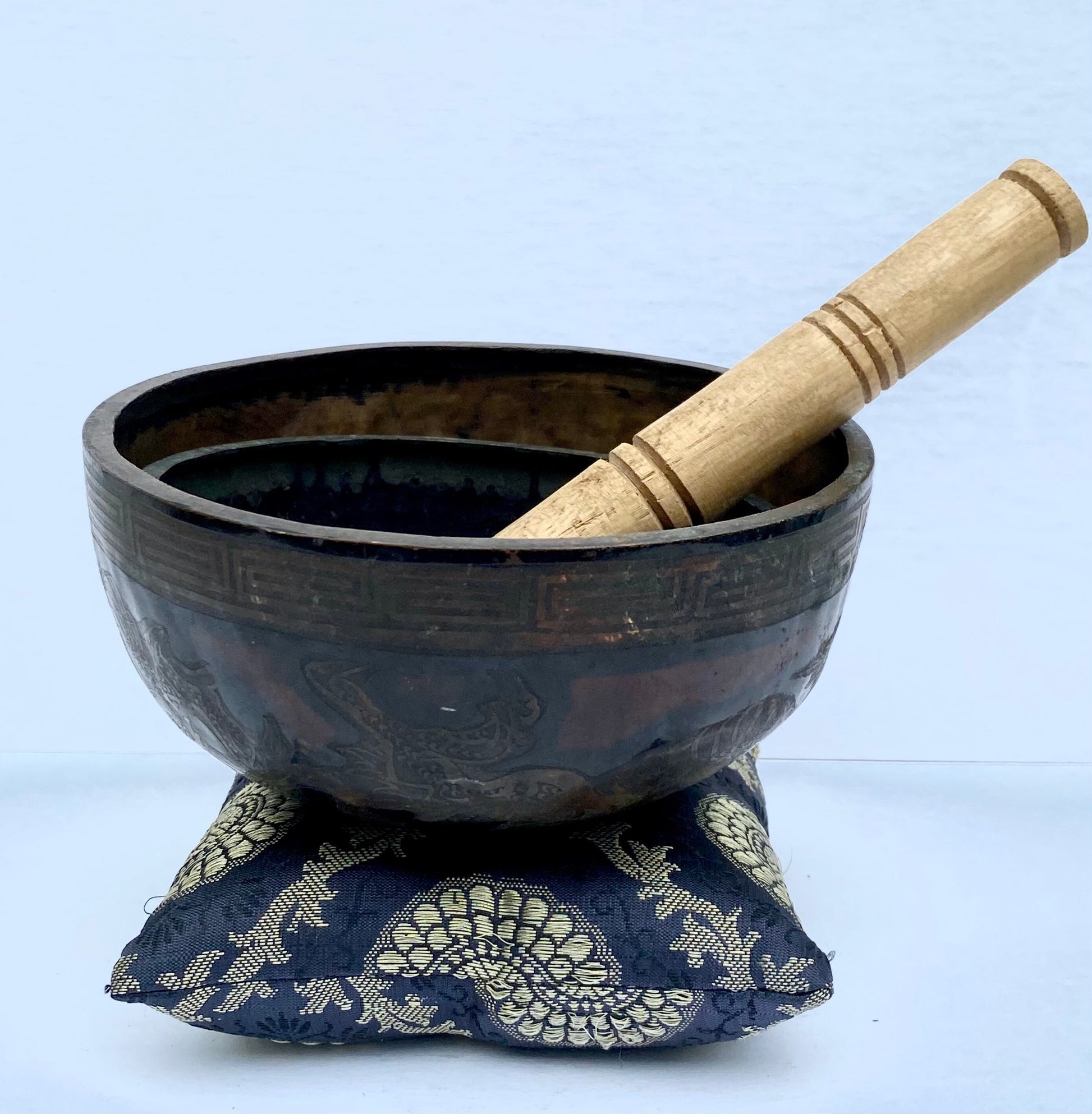 Vintage Standing Bell Singing Bowl Set, Meditation Bell, Mindfulness Gift, Yoga Decor, Vintage Brass Singing Bowl