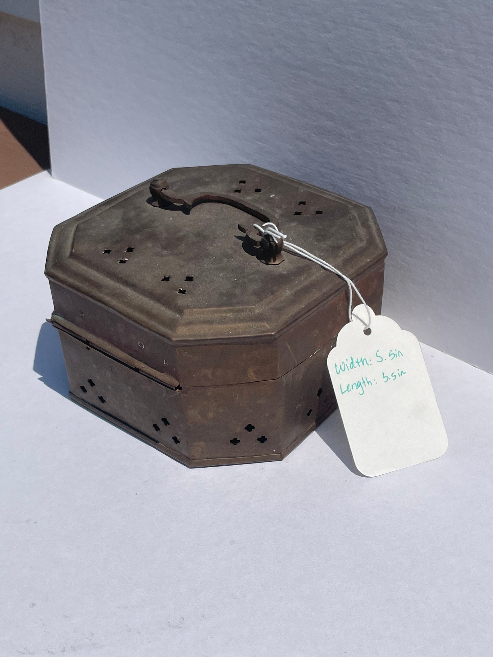 Vintage Small Octagon Reticulated Vintage Brass Cricket Box