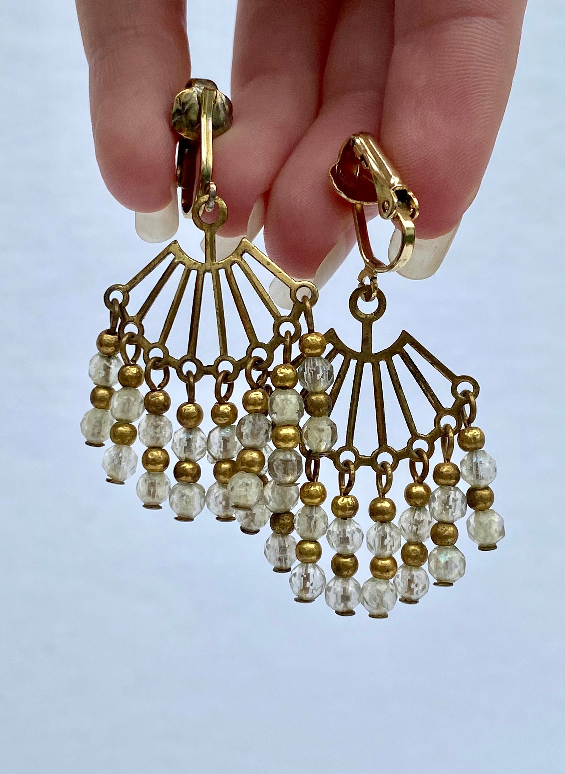 Vintage Beaded White and Gold Dangly Earrings