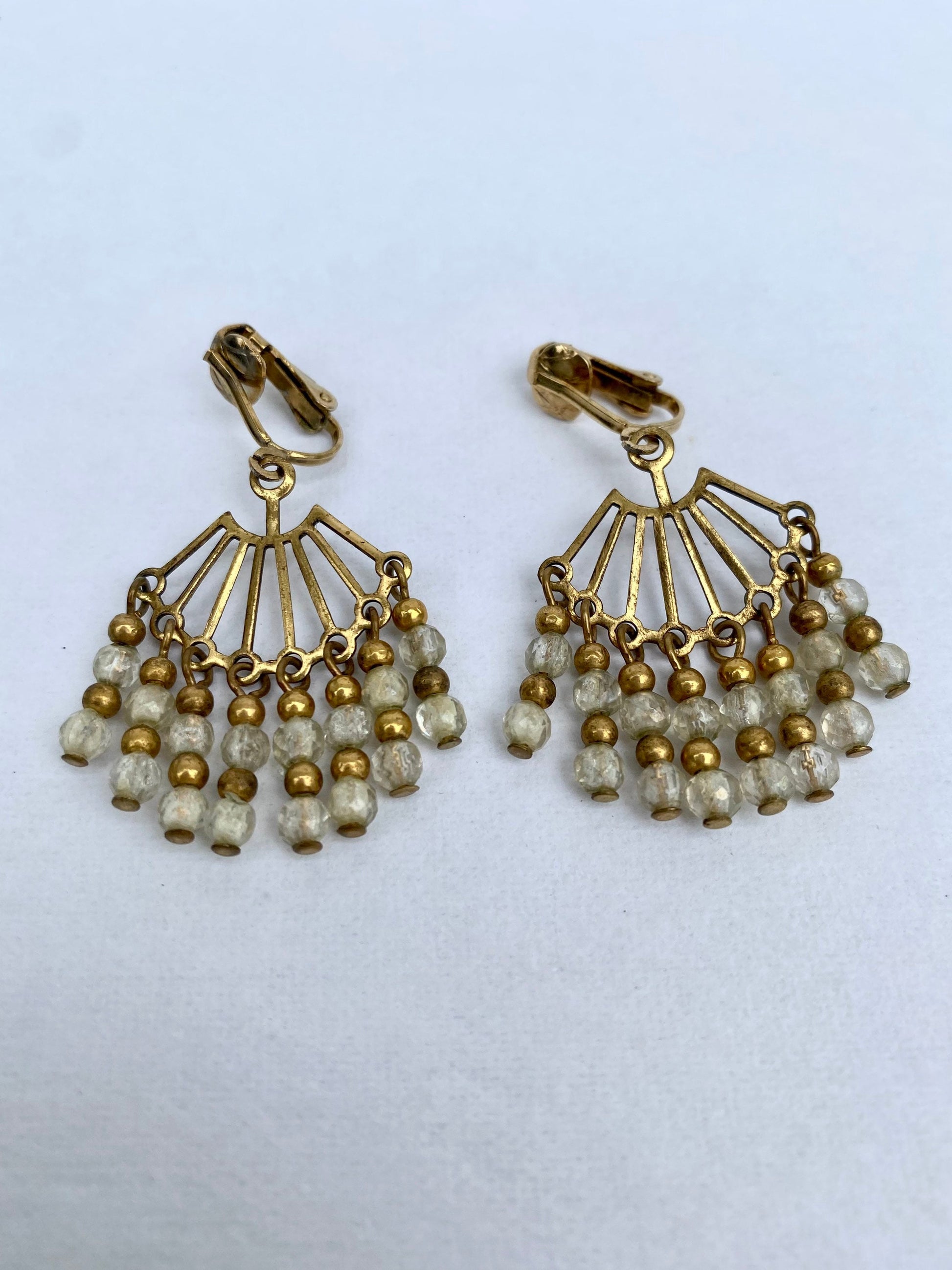 Vintage Beaded White and Gold Dangly Earrings