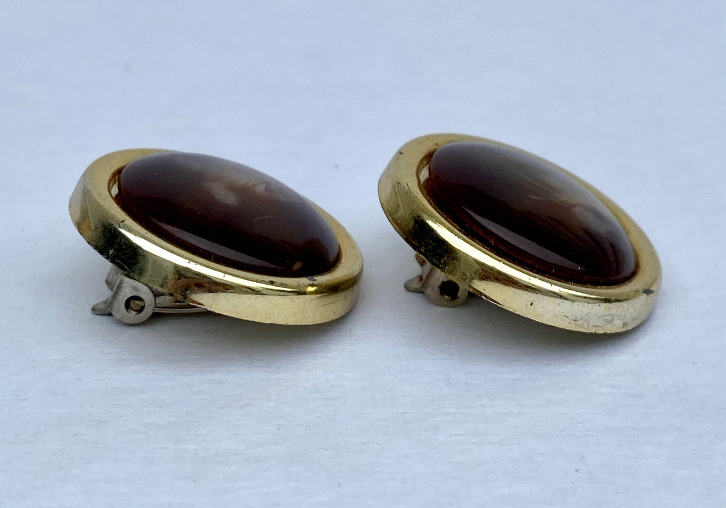 Vintage Iridescent Maroon Gold Tone Earrings