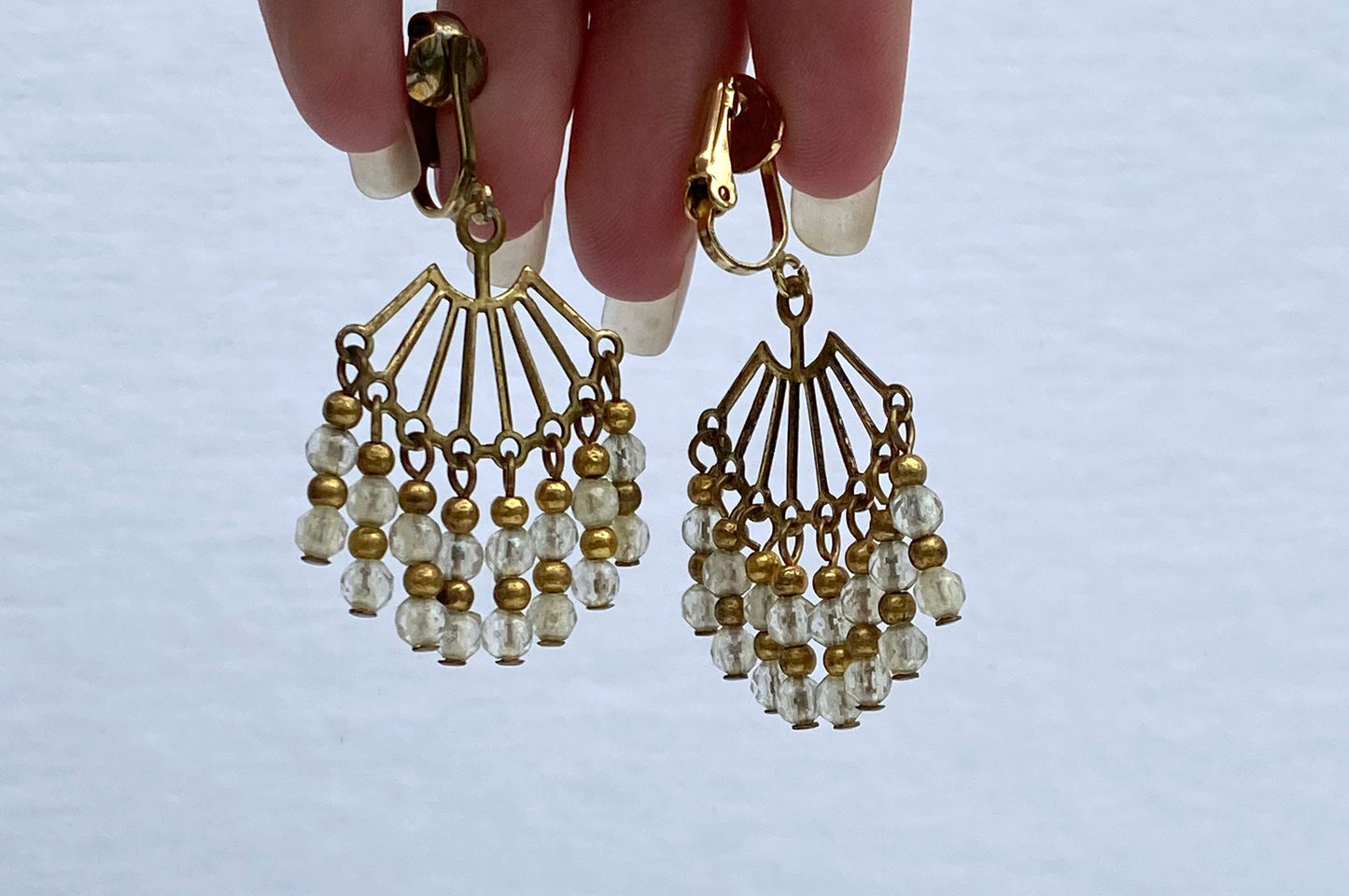 Vintage Beaded White and Gold Dangly Earrings