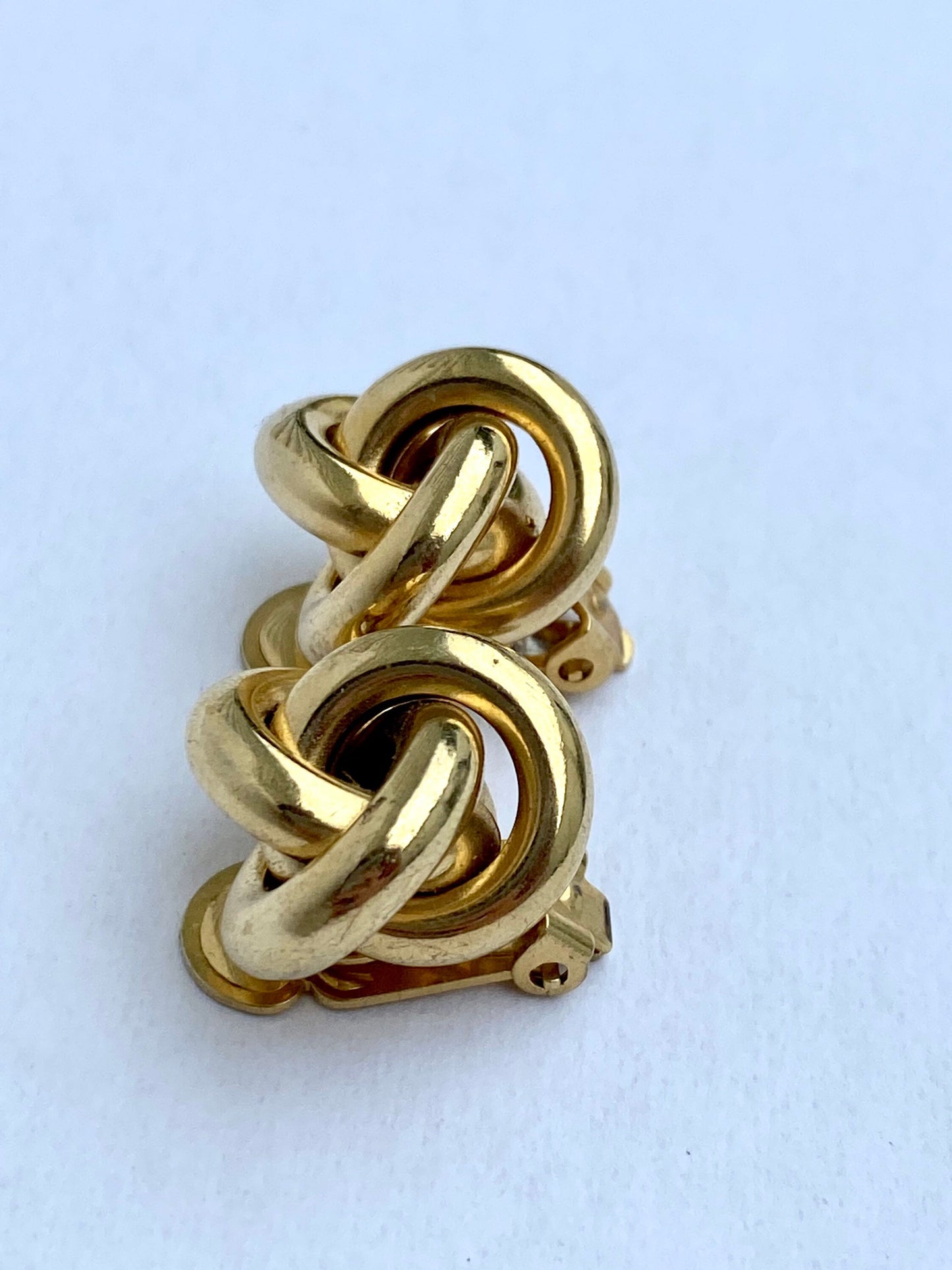 Vintage Gold Tone Knot Earrings