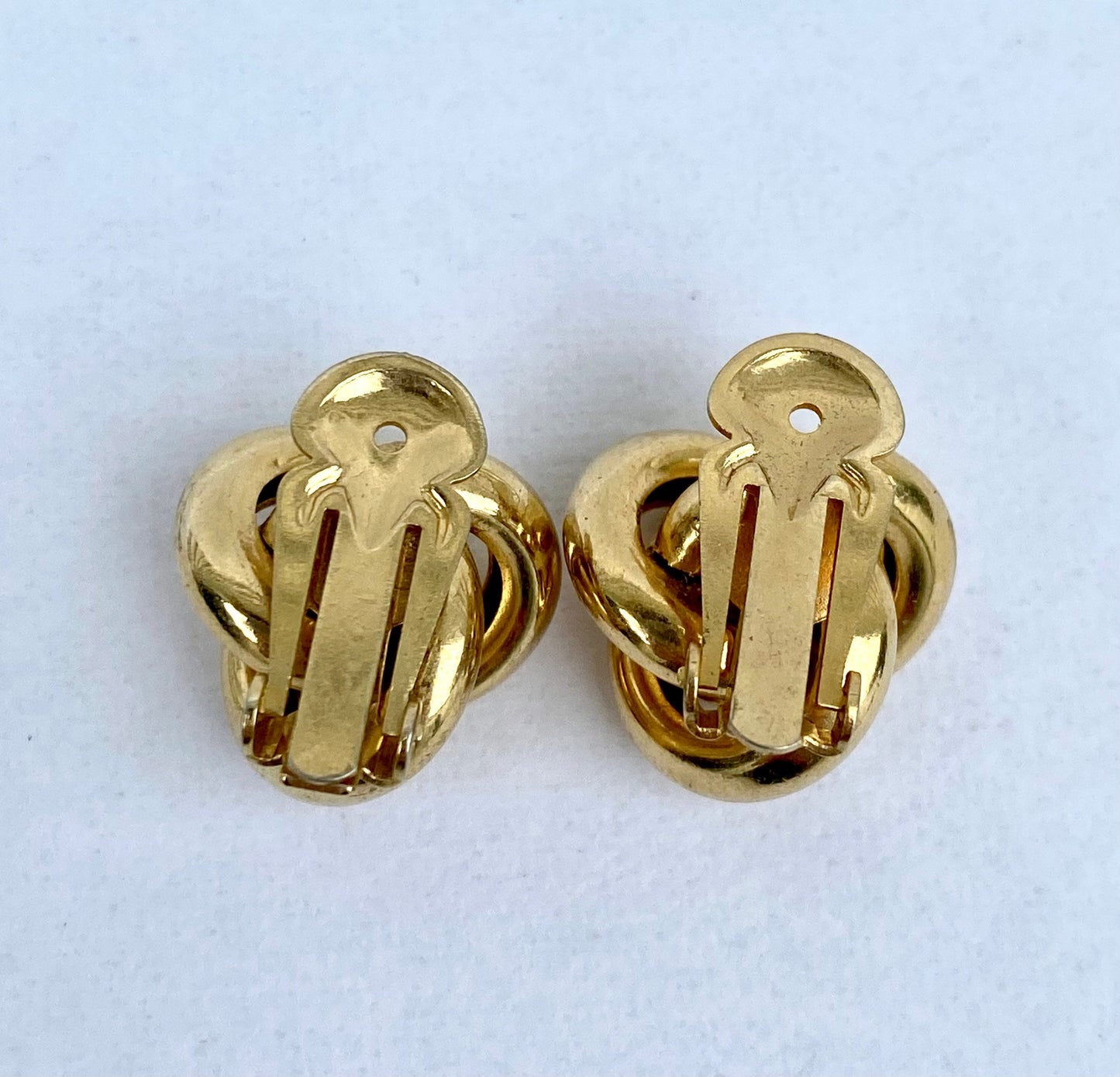 Vintage Gold Tone Knot Earrings