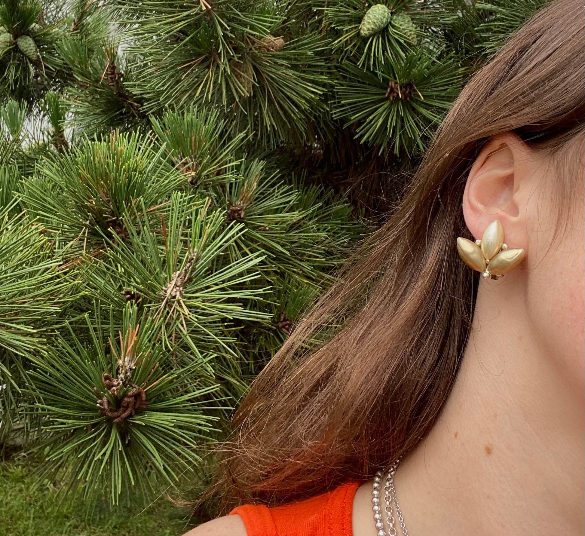 Floral Gray and White Pearl Bead Earrings