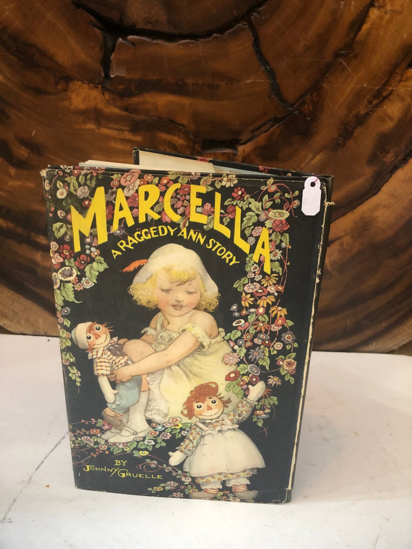 Marcella a Raggedy Ann Story by Johnny Gruelle 1929