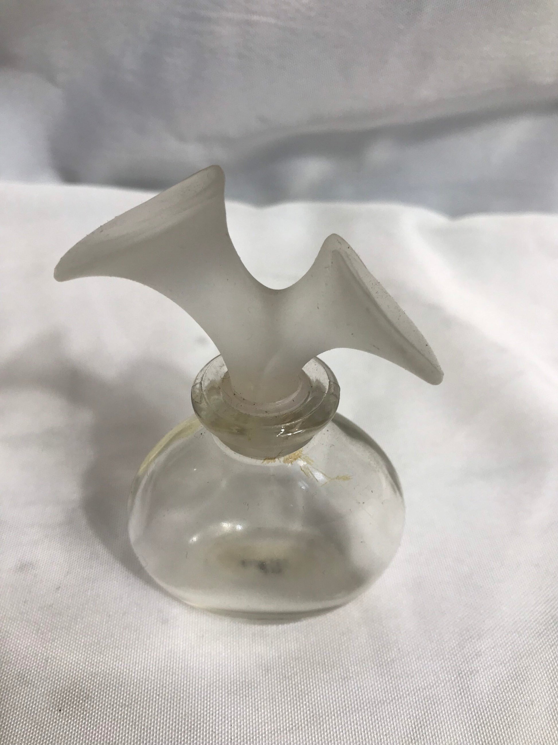 Vintage Clear Glass Leaf Perfume Bottle | Vanity Storage