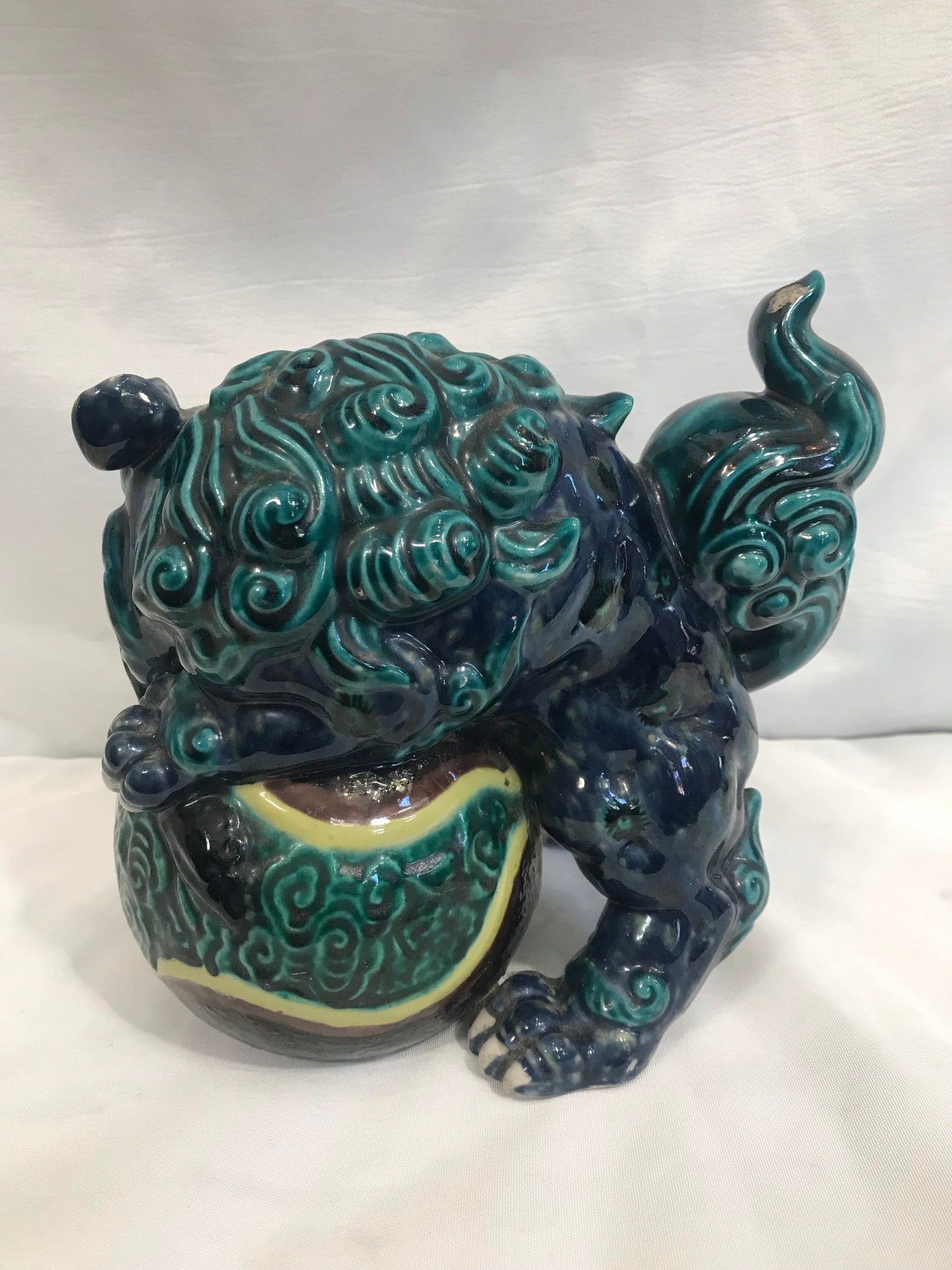 Vintage Chinese Classic Guardian Lion Holding A Ball | Fu Dogs | Foo Lion | Home Decor