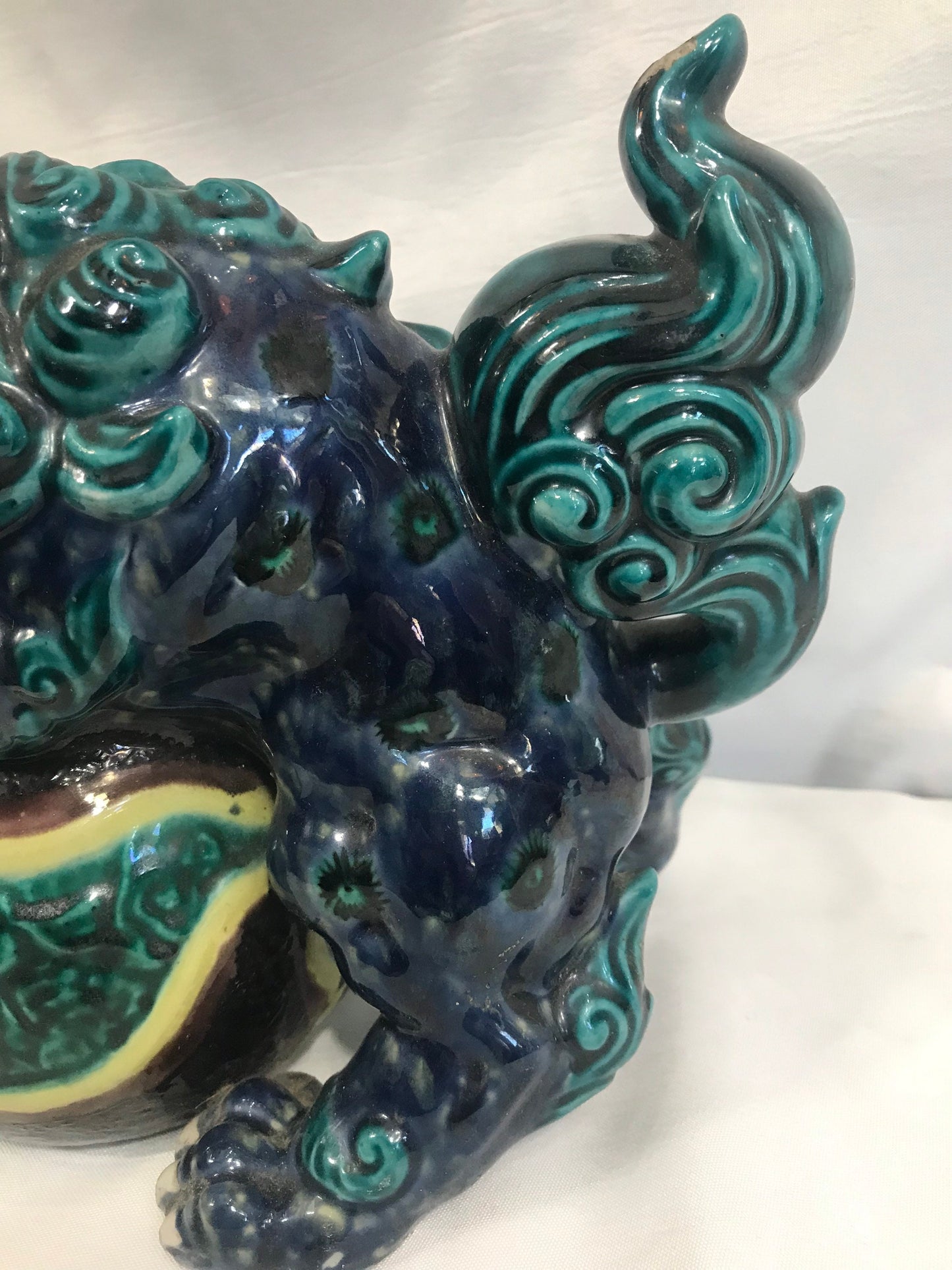 Vintage Chinese Classic Guardian Lion Holding A Ball | Fu Dogs | Foo Lion | Home Decor