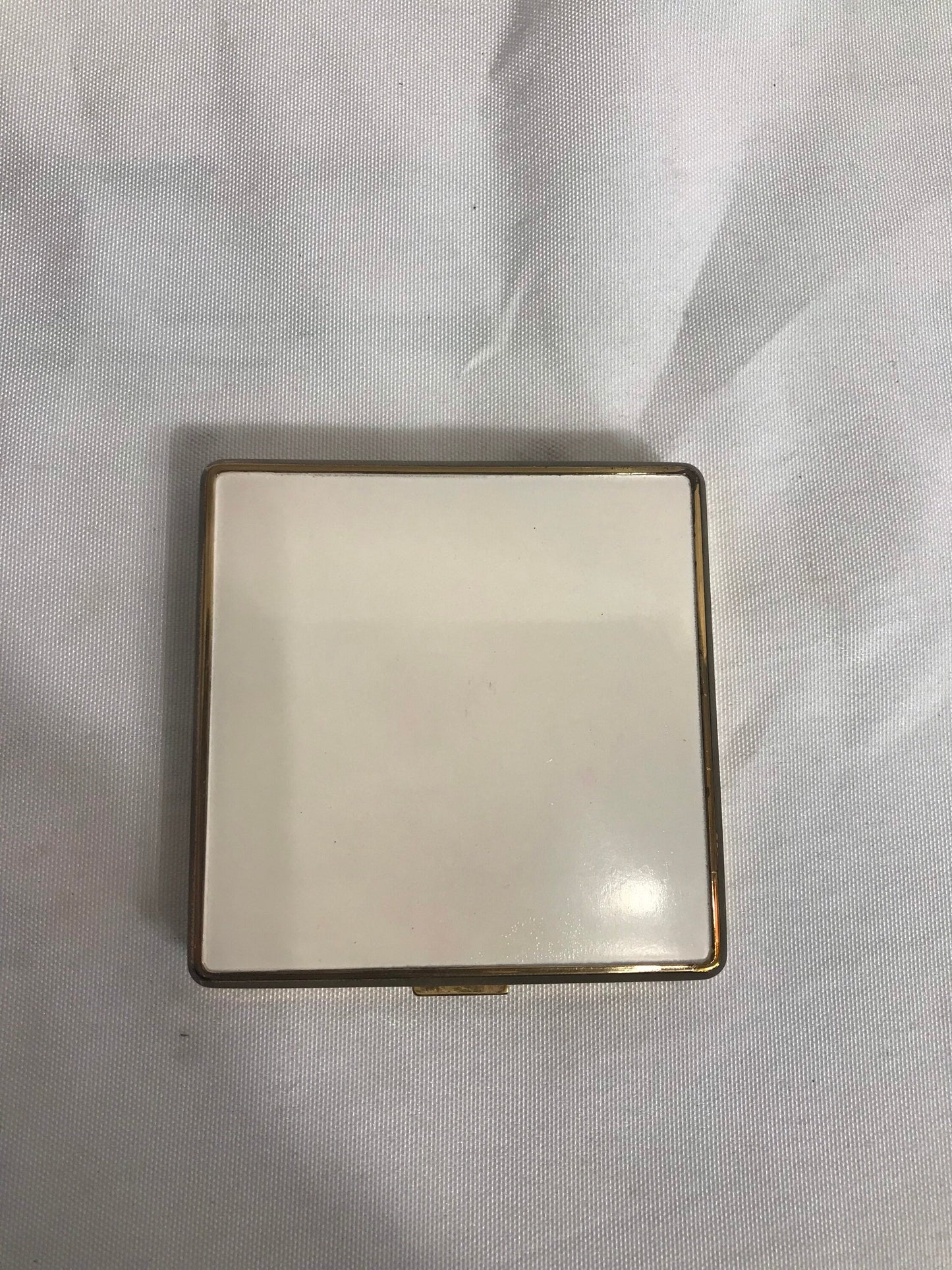 Vintage Weldwood Watch Case Makeup Compact