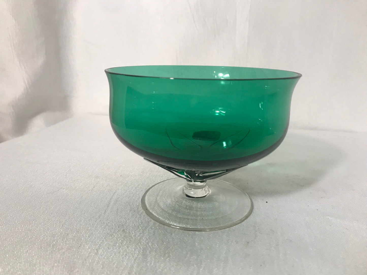 Vintage Tulip Glassware Bowl | Home & Living