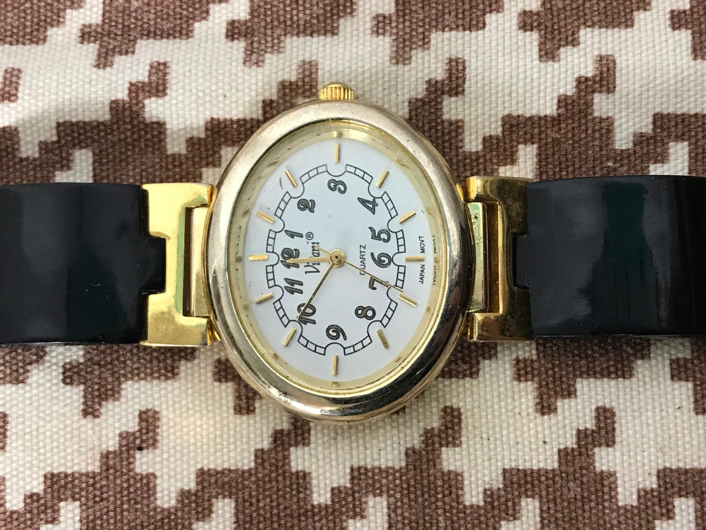 Vintage Viviani Black/Gold Wrist Watch | Jewelry