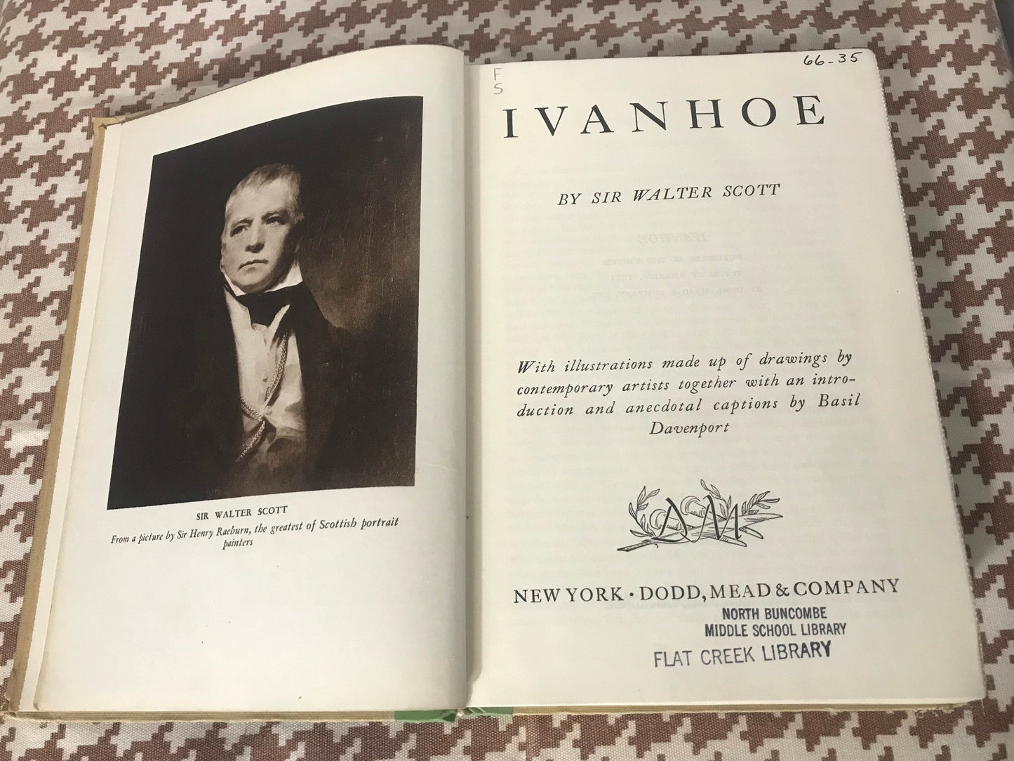 Ivanhoe by Sir Walter Scott | Great Illustrated Classics | Literature & Fiction