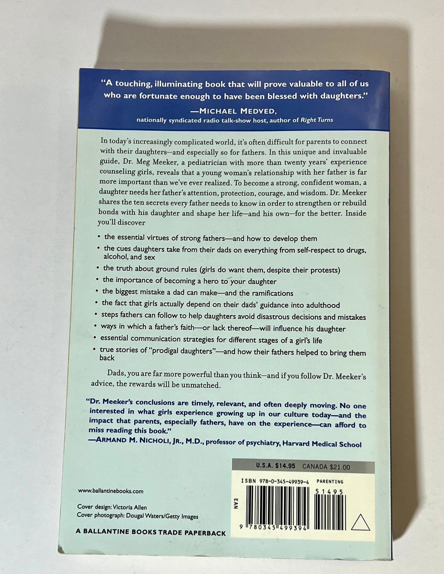 Strong Fathers, Strong Daughters by Dr. Meg Meeker