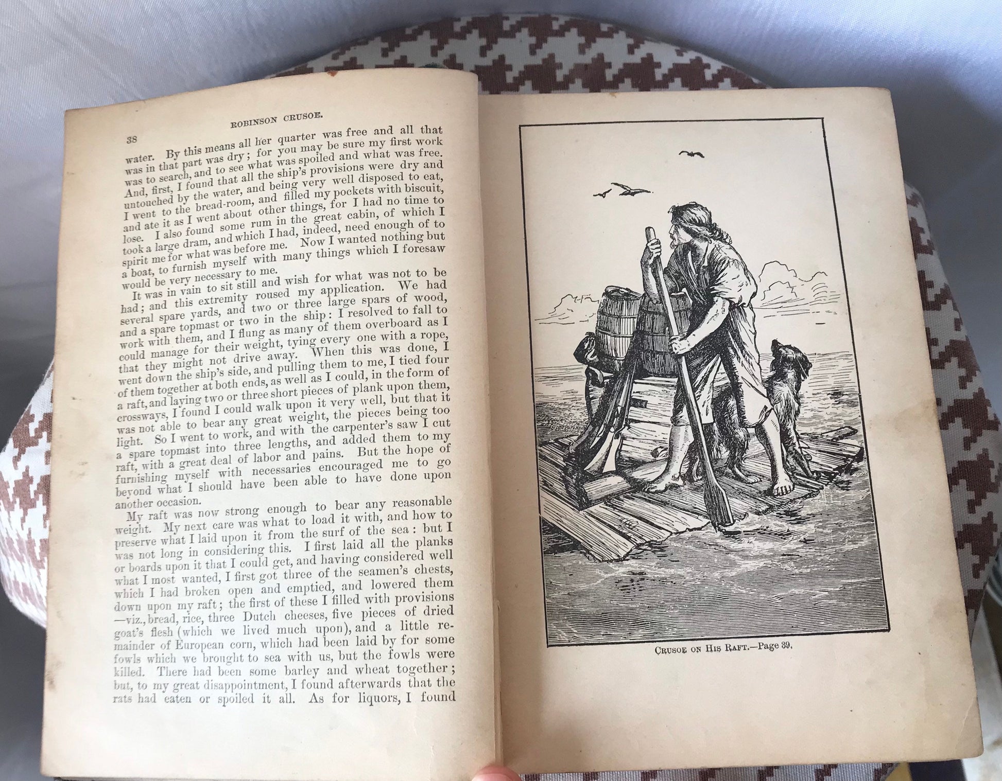 Vintage Robinson Crusoe Book | Literature & Fiction