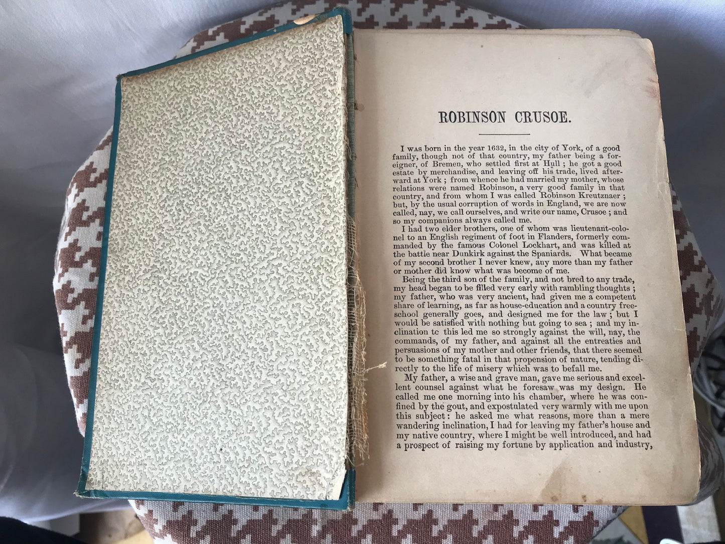 Vintage Robinson Crusoe Book | Literature & Fiction