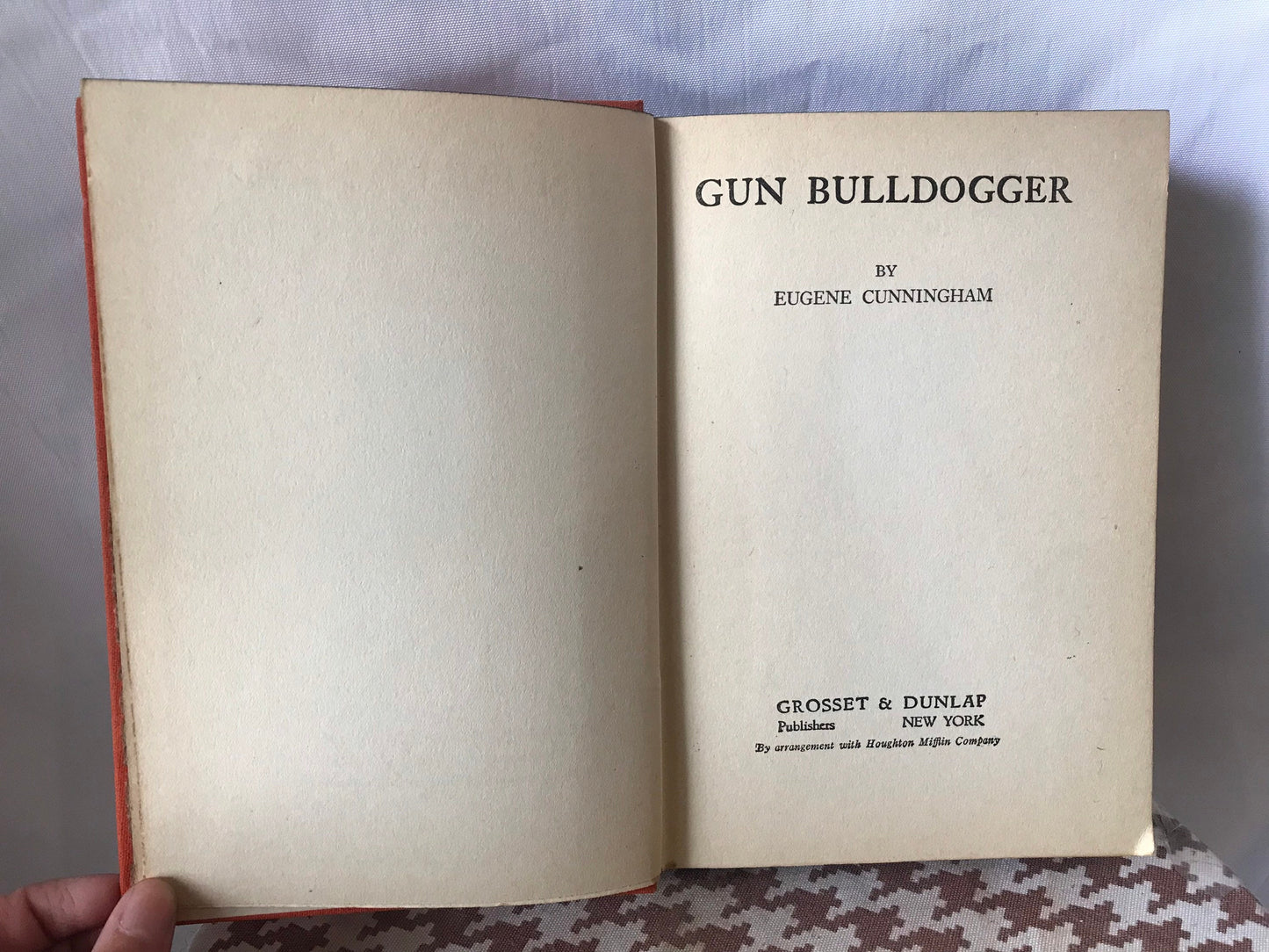 Gun Bulldogger by Eugene Cunningham | Literature