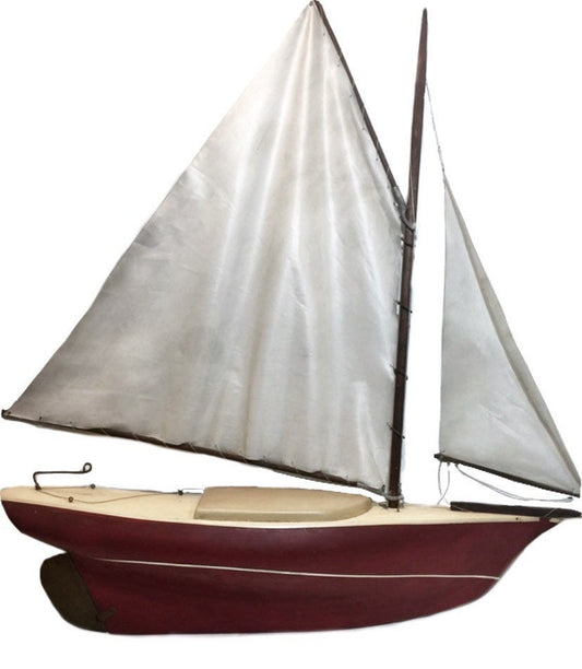 Vintage Pond Yacht, Functioning sailboat