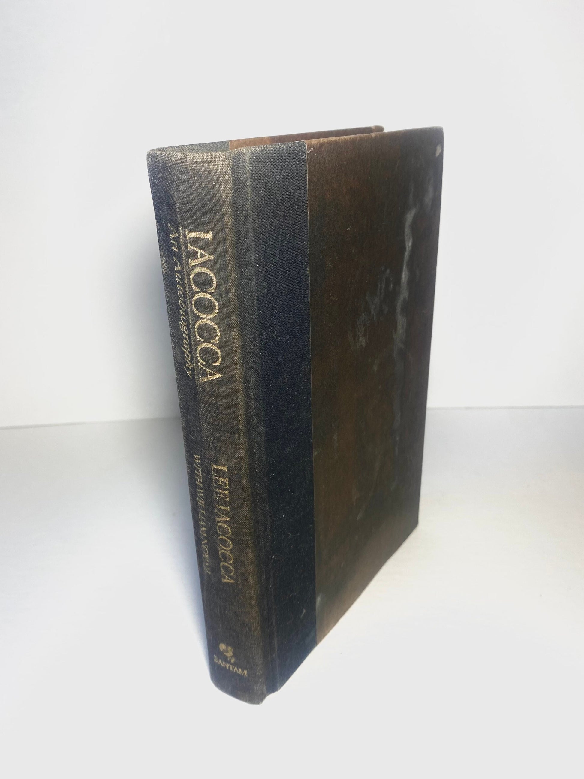 Iacocca - An Autobiography, by Lee Iacocca with William Novak hardback second hand first edition copy