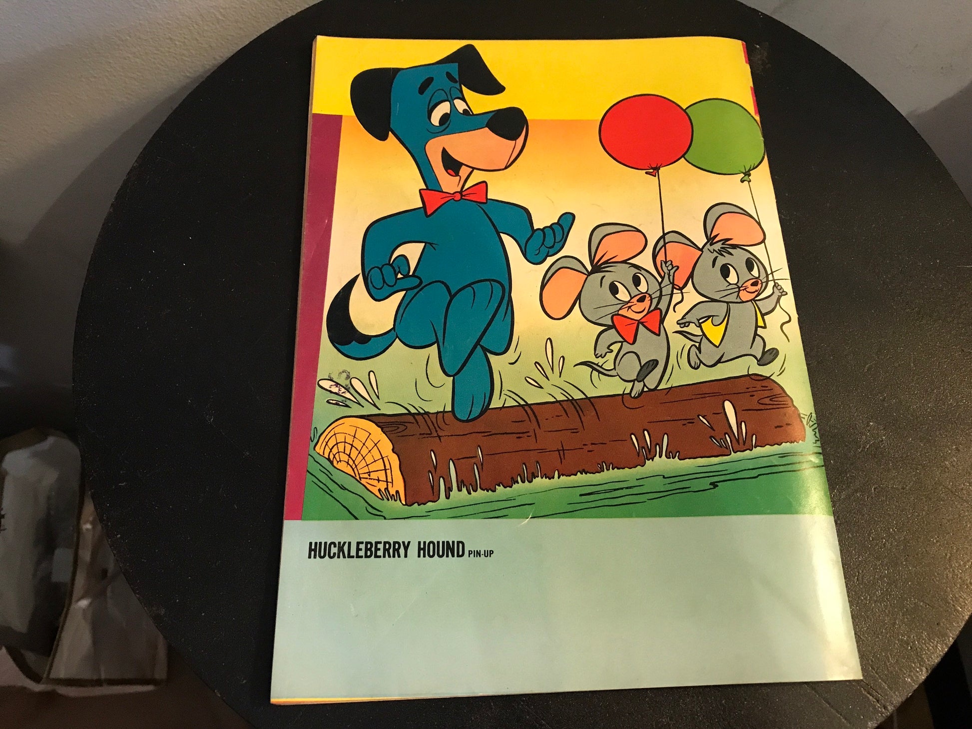 Vintage Huckleberry Hound w/ Pixie, Dixie and Mr. Jinks Comic | August Issue | Gold Key Comics