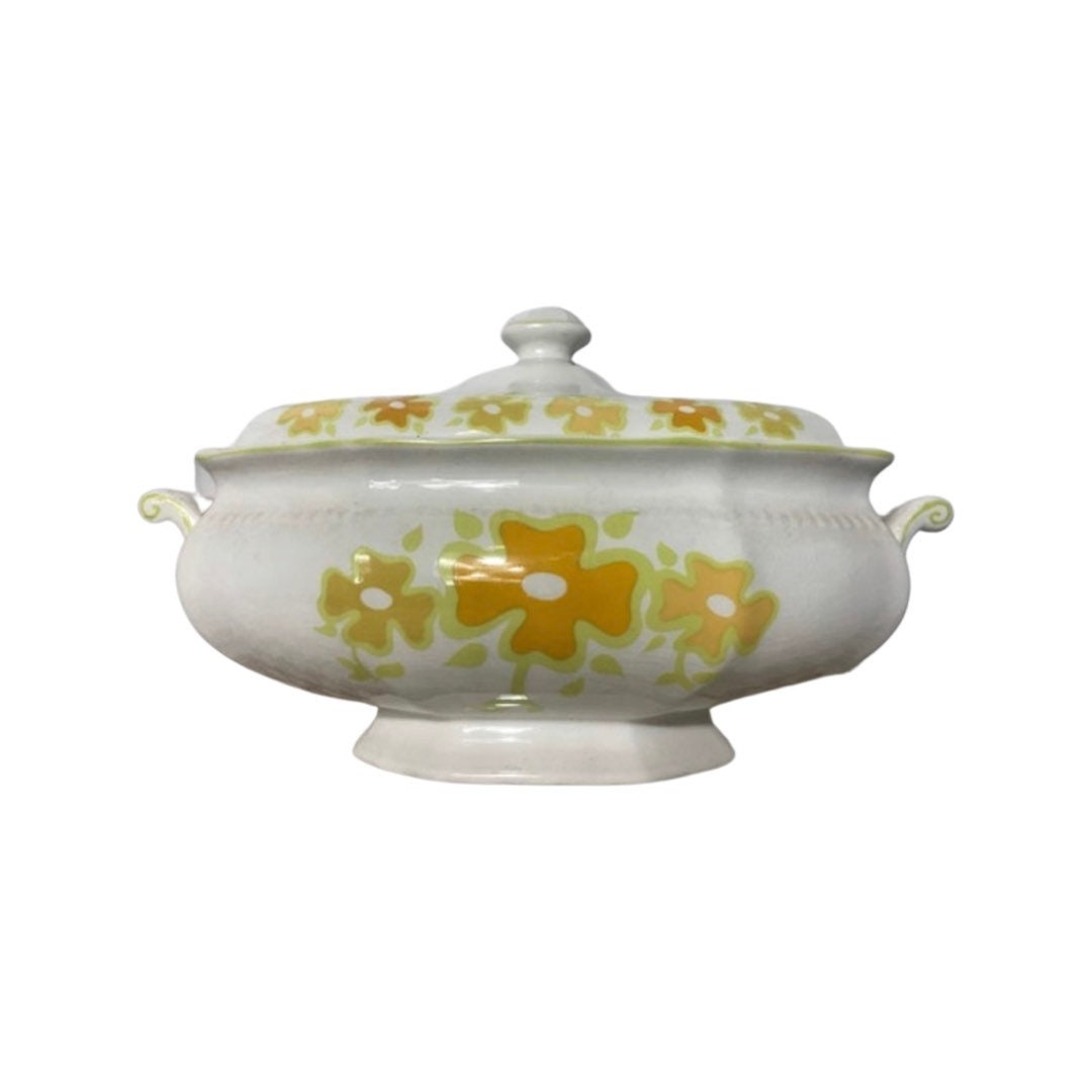 Vintage Kensington Covered Vegetable Dish | Kitchen & Dining